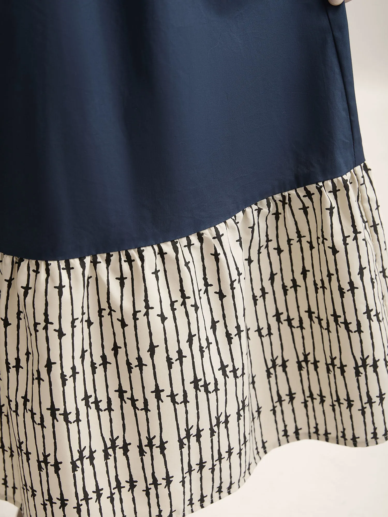 Cotton Color Block Cinched-Waist Spliced Maxi Dress sold by Bloomchic product image thumbnail 2