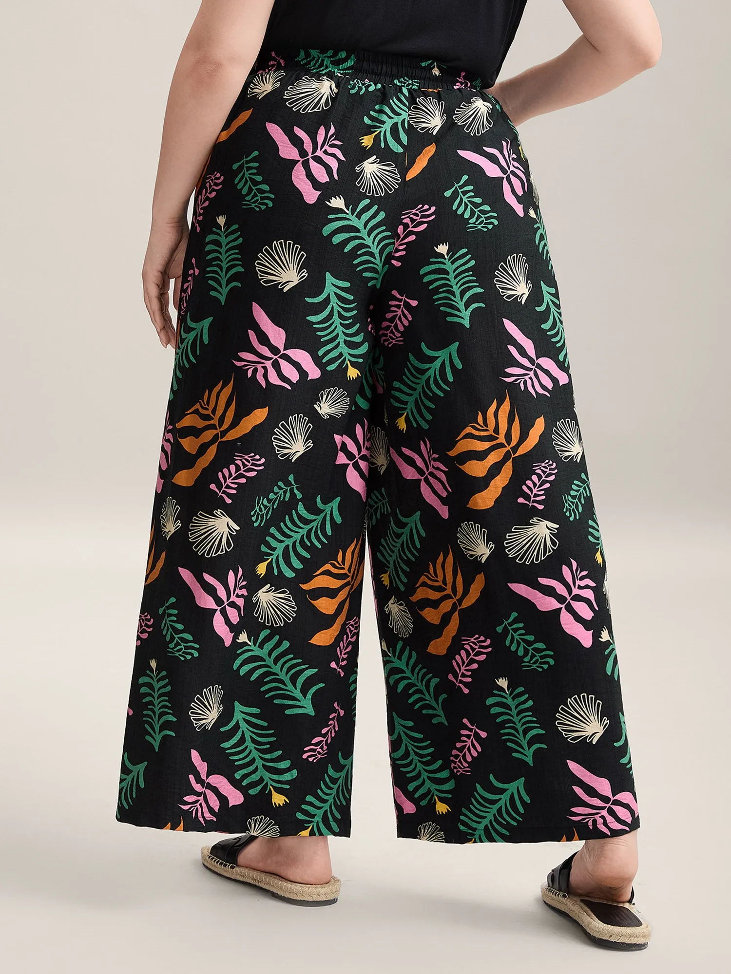 Multi-Color Leaf Print Wide-Leg Pants sold by Bloomchic product image thumbnail 4