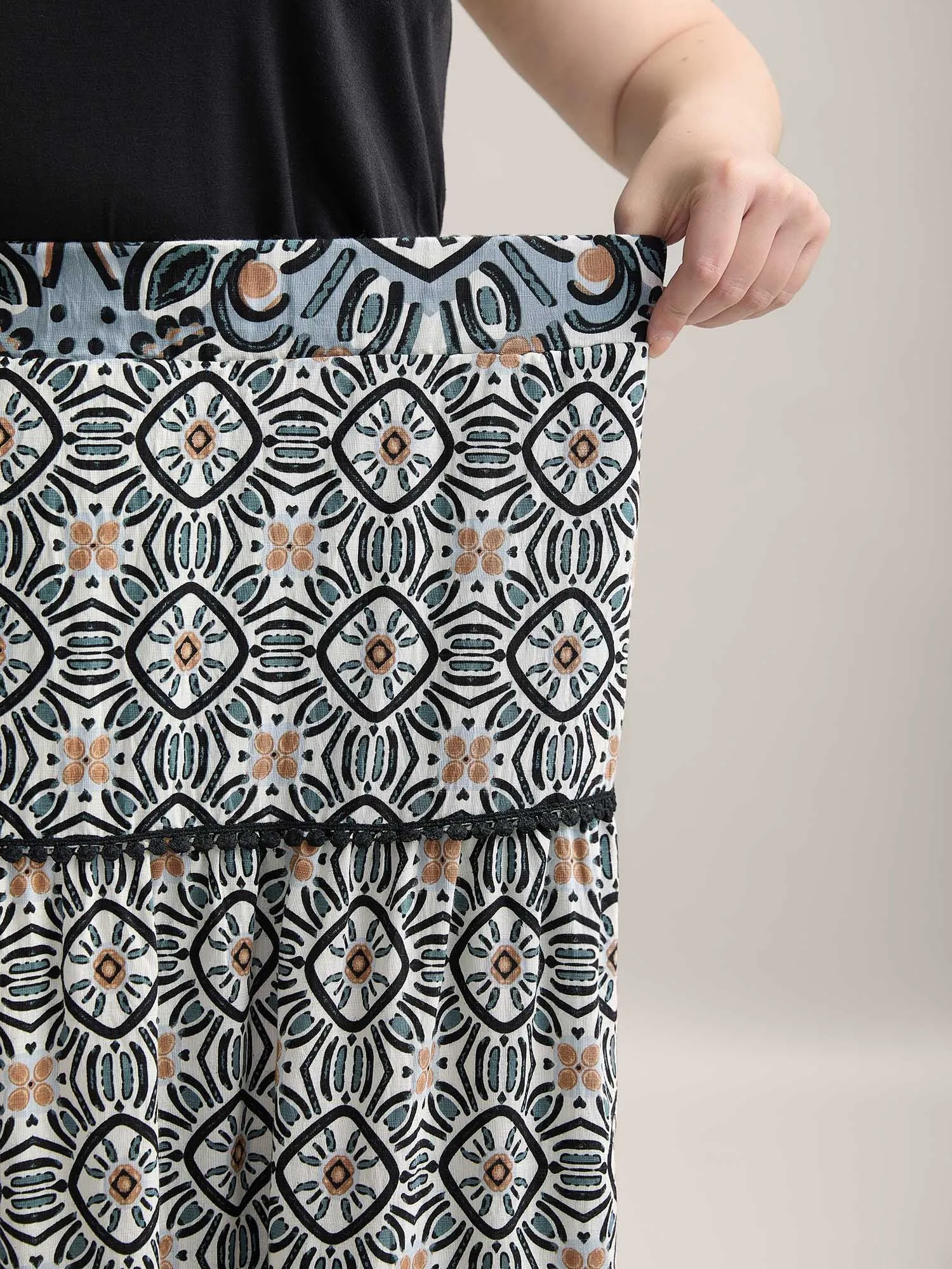 Boho Print Spliced Tiered Maxi Skirt sold by Bloomchic product image thumbnail 4