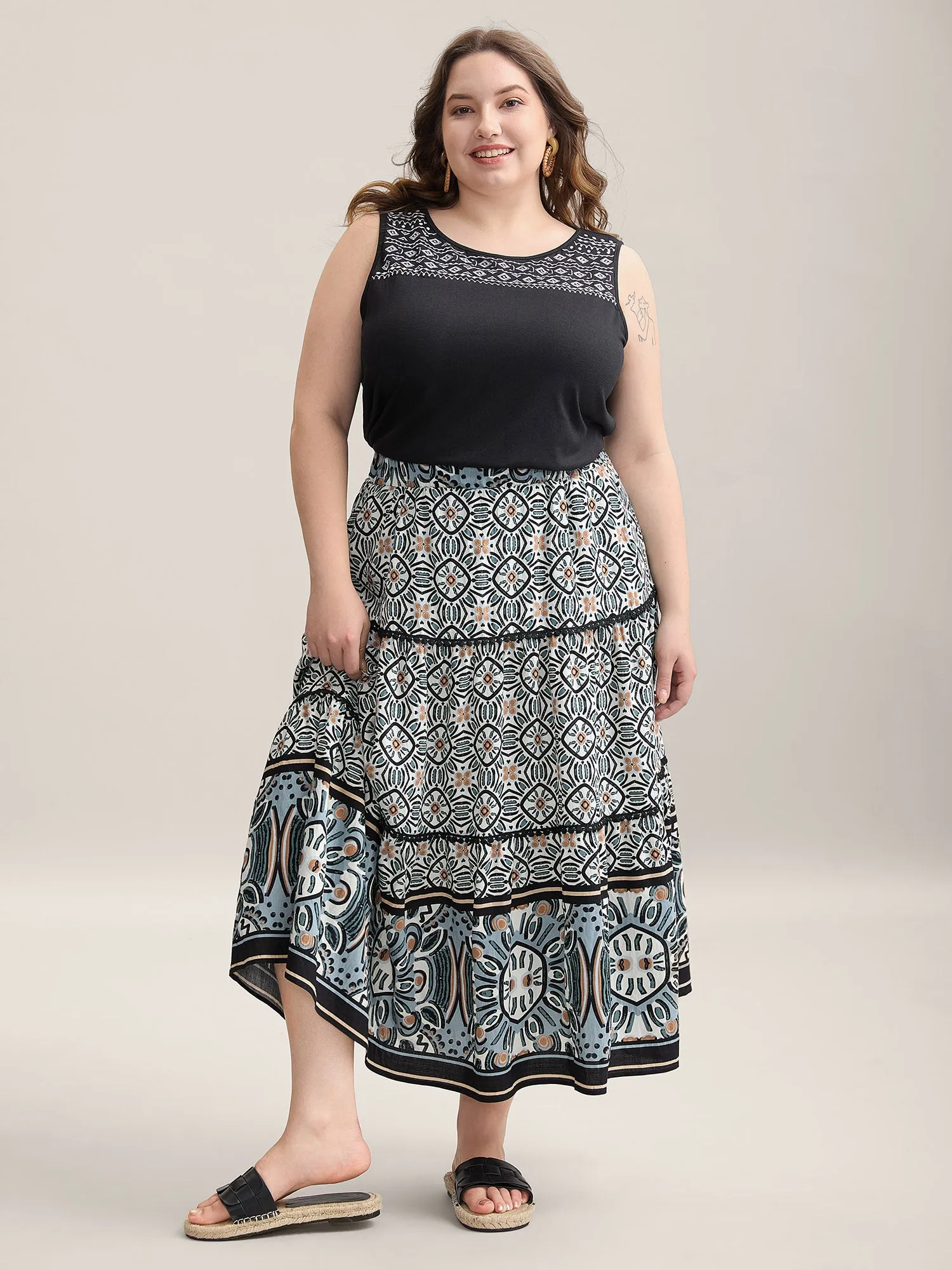 Boho Print Spliced Tiered Maxi Skirt sold by Bloomchic product image thumbnail 3