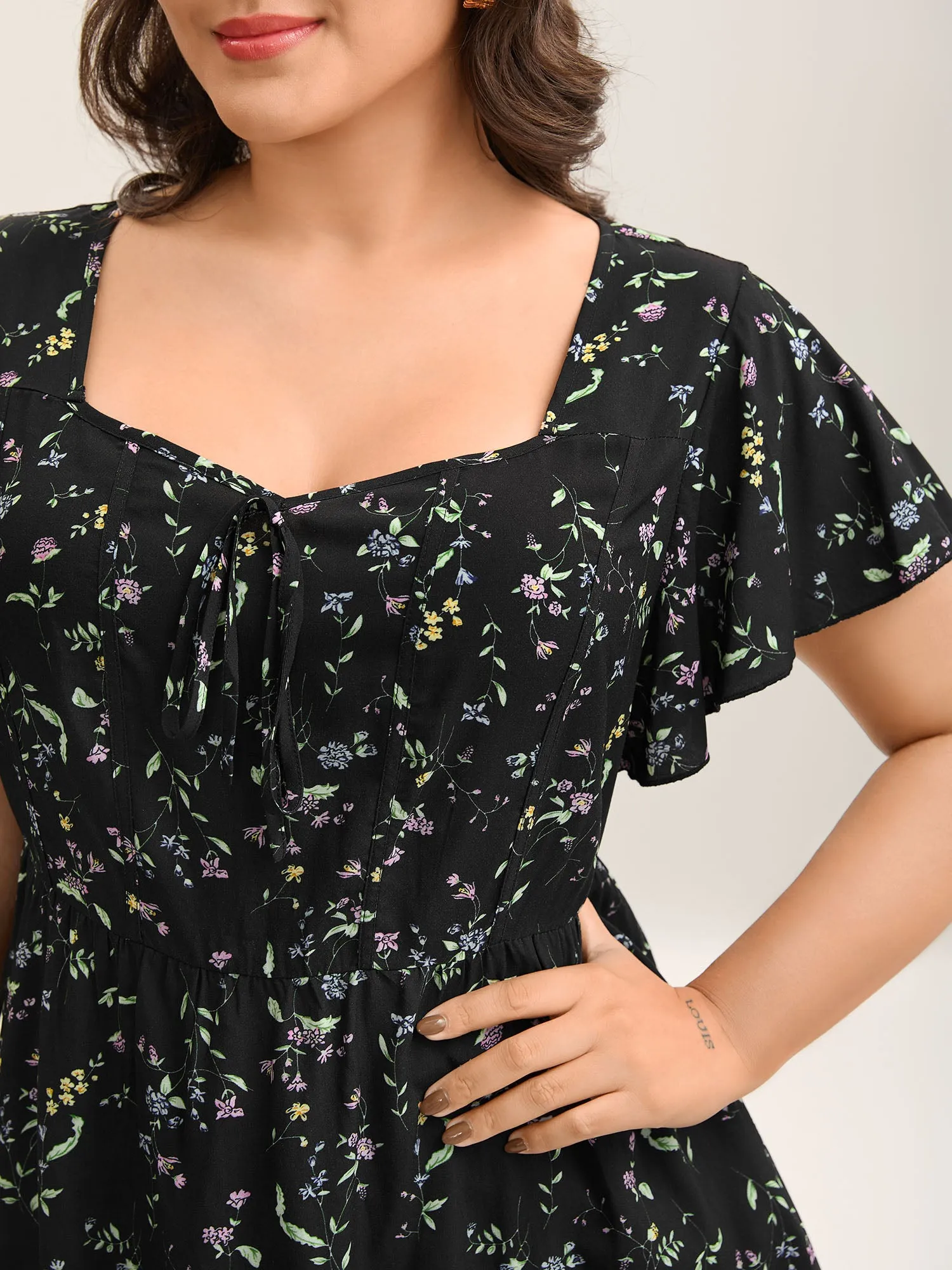 Floral Print Bow Waist-Cinched Shirt sold by Bloomchic product image thumbnail 2