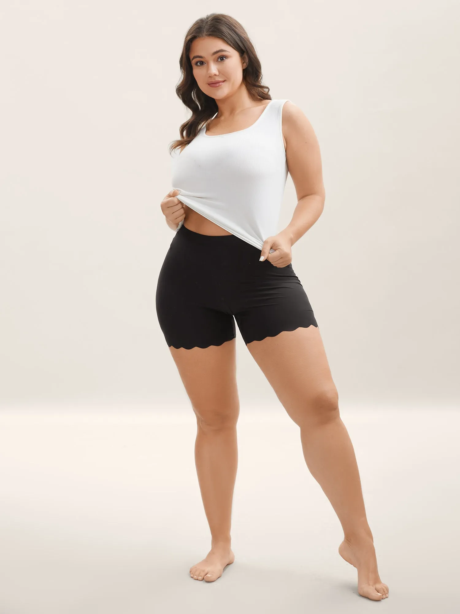 Scalloped Trim Stretchy Skinny-Fit Leggings sold by Bloomchic product image thumbnail 3