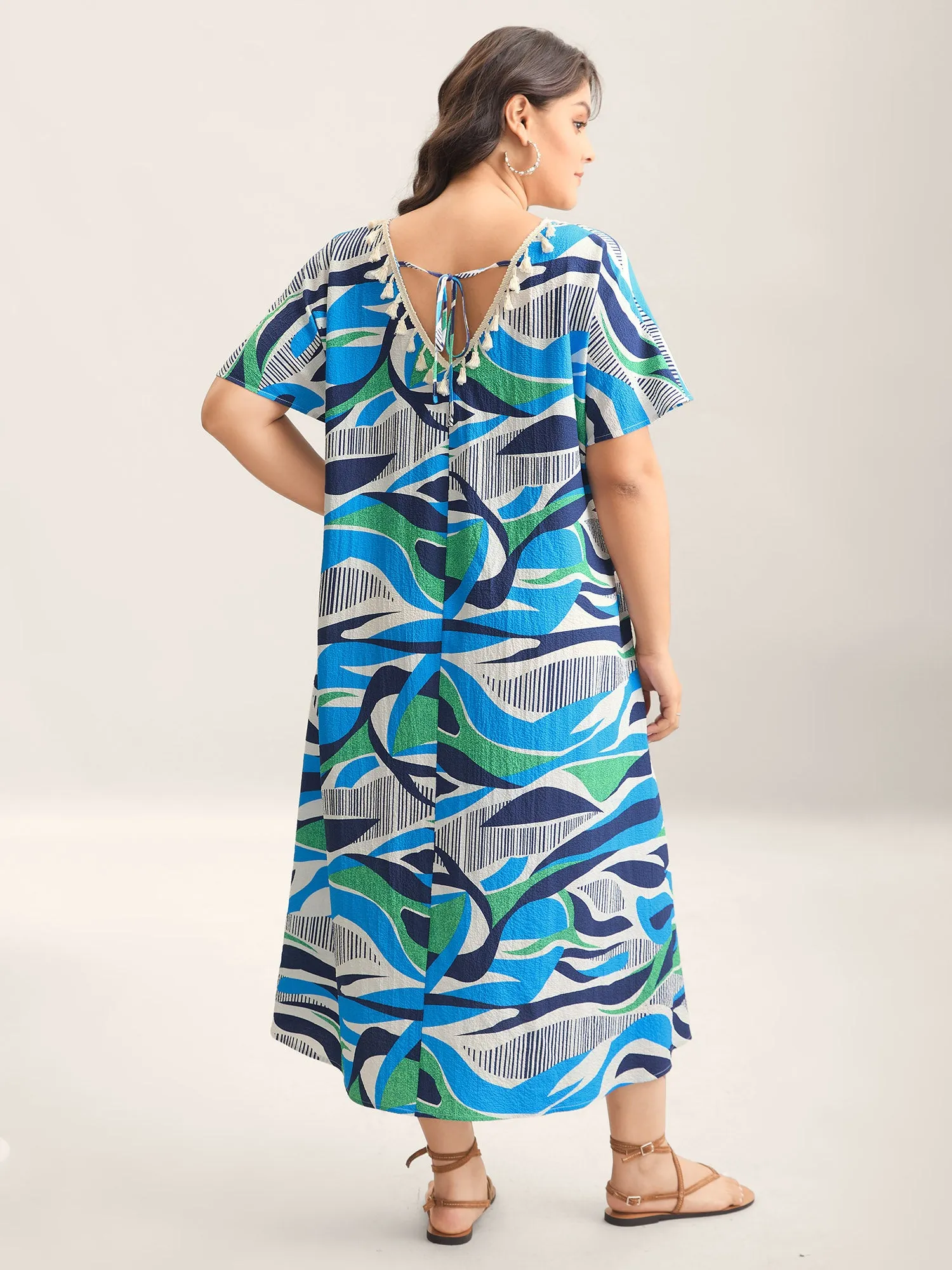 Abstract Print Backless Ribbon Maxi Dress sold by Bloomchic product image thumbnail 4