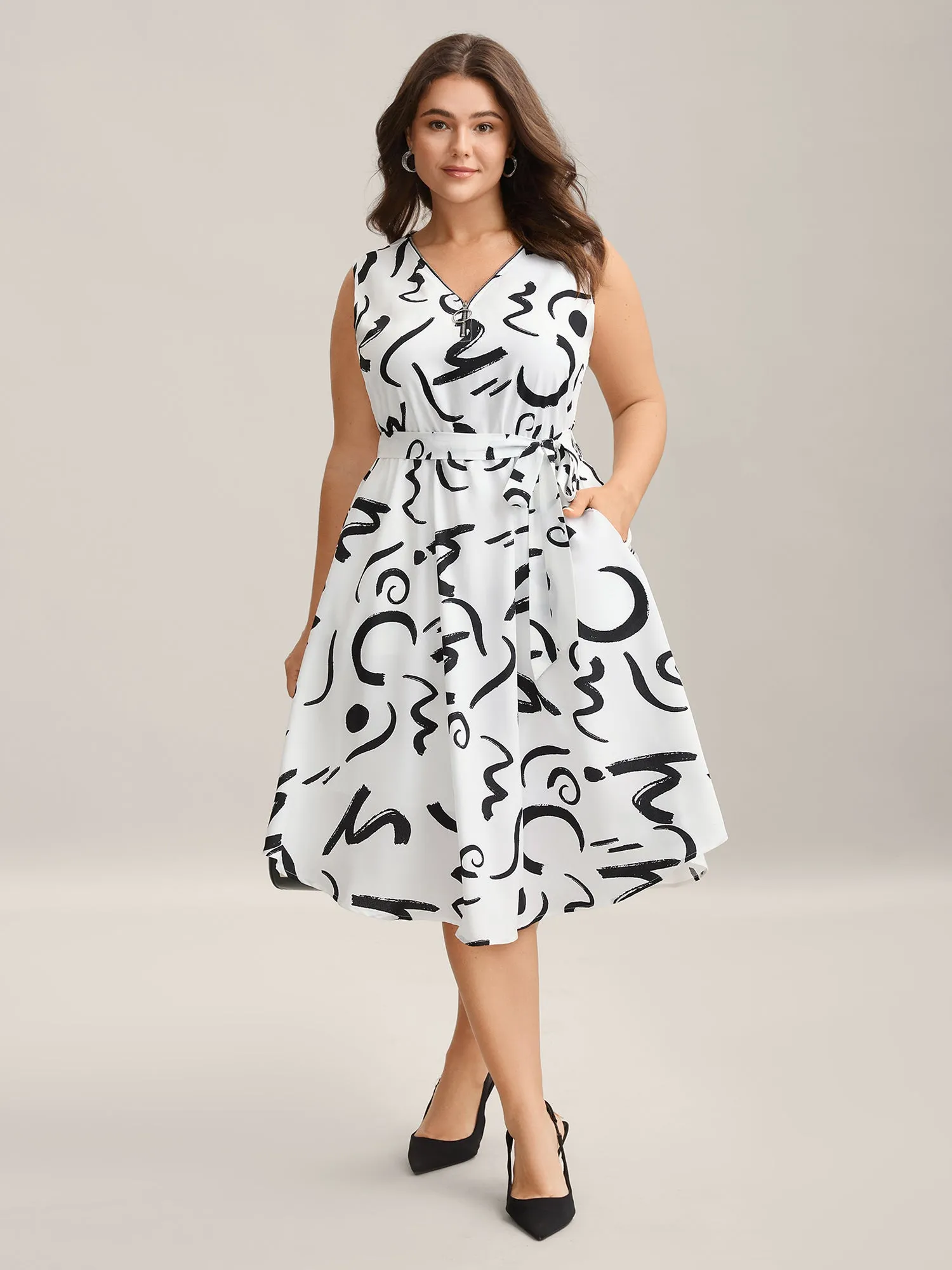Scribble Print Belted Zipper Midi Dress sold by Bloomchic product image thumbnail 3