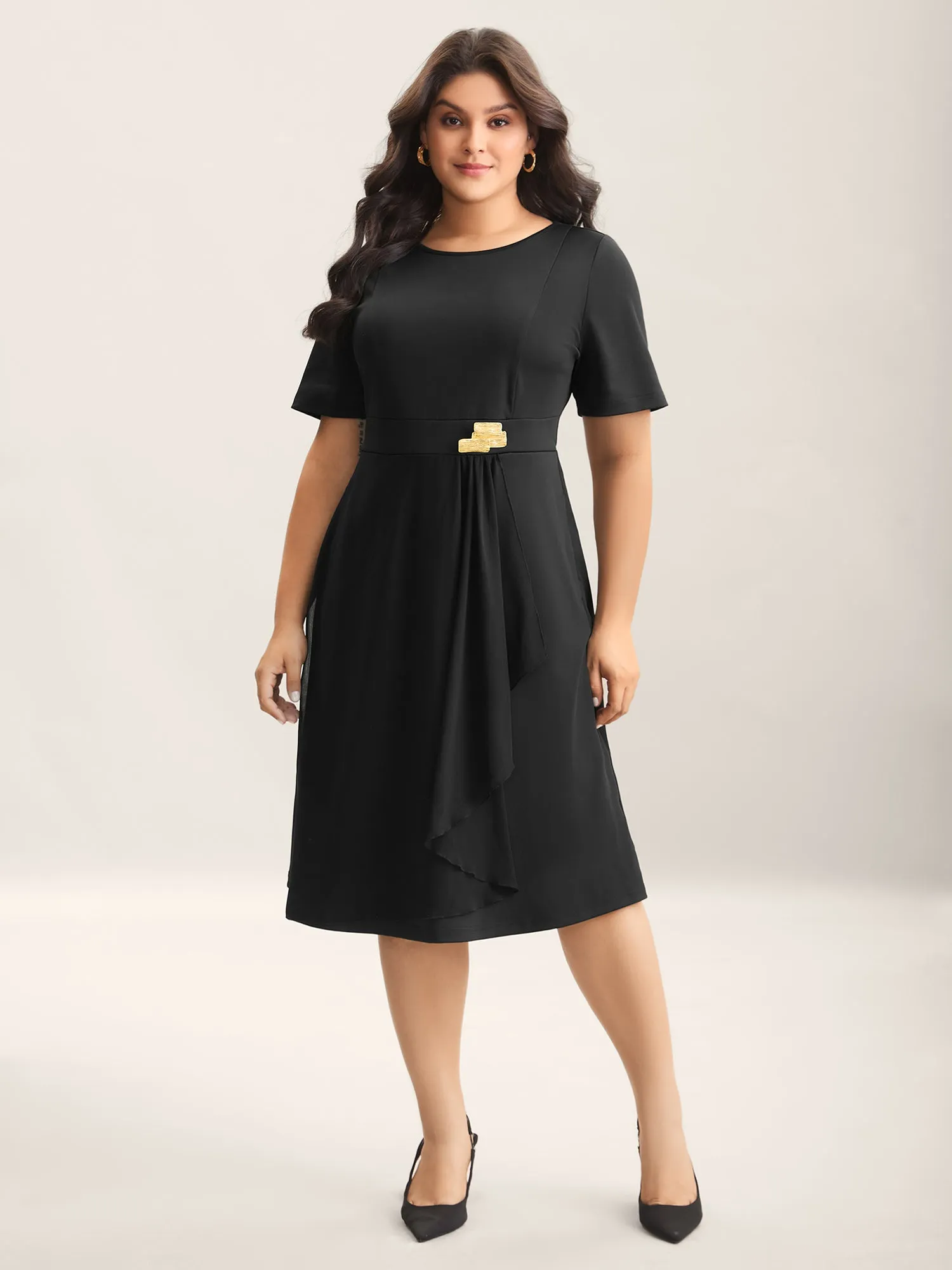 Waist-Cinched Spliced Seamed Midi Dress sold by Bloomchic product image thumbnail 3