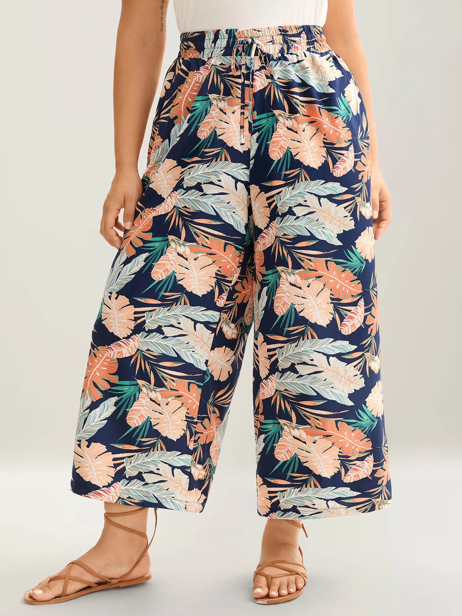 Tropical Leaf Print Wide-Leg Pants sold by Bloomchic