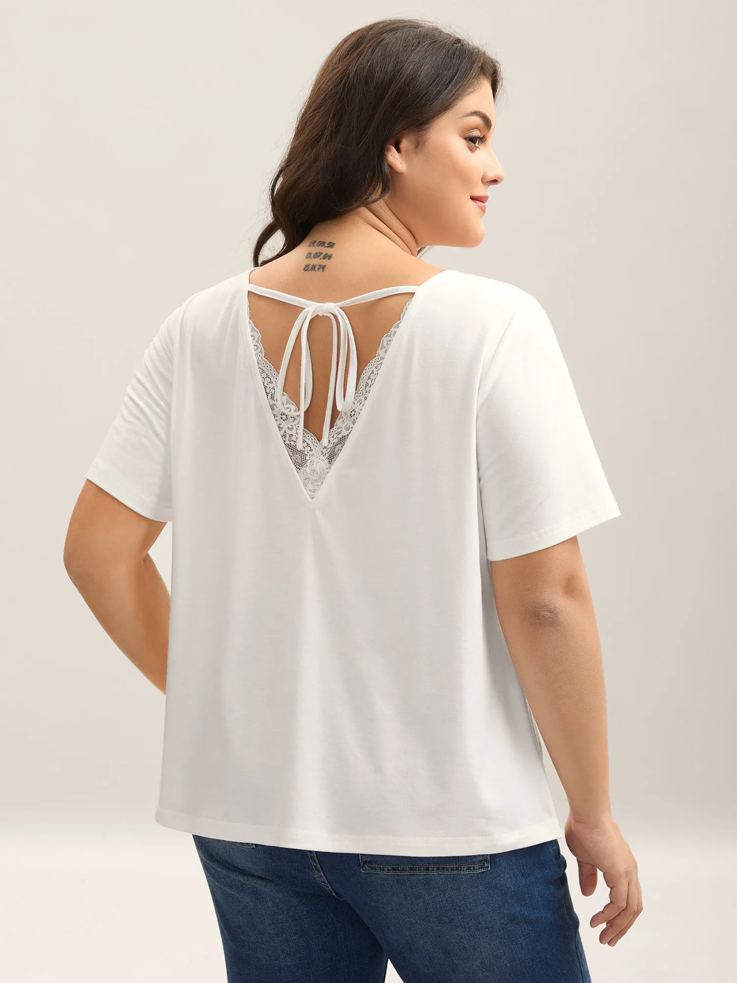 Lace Trim Backless Plain T-Shirt sold by Bloomchic product image thumbnail 4