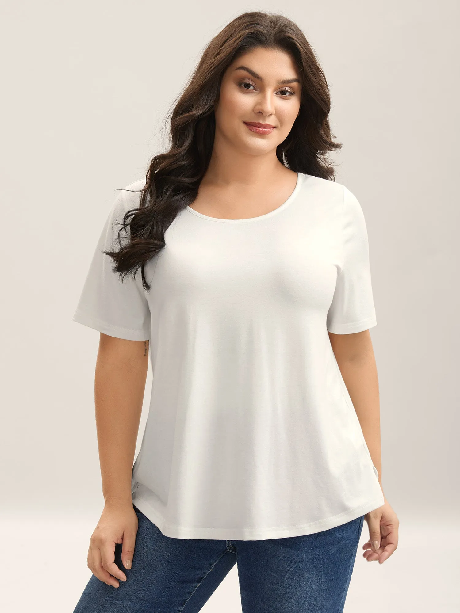 Lace Trim Backless Plain T-Shirt sold by Bloomchic product image thumbnail 2
