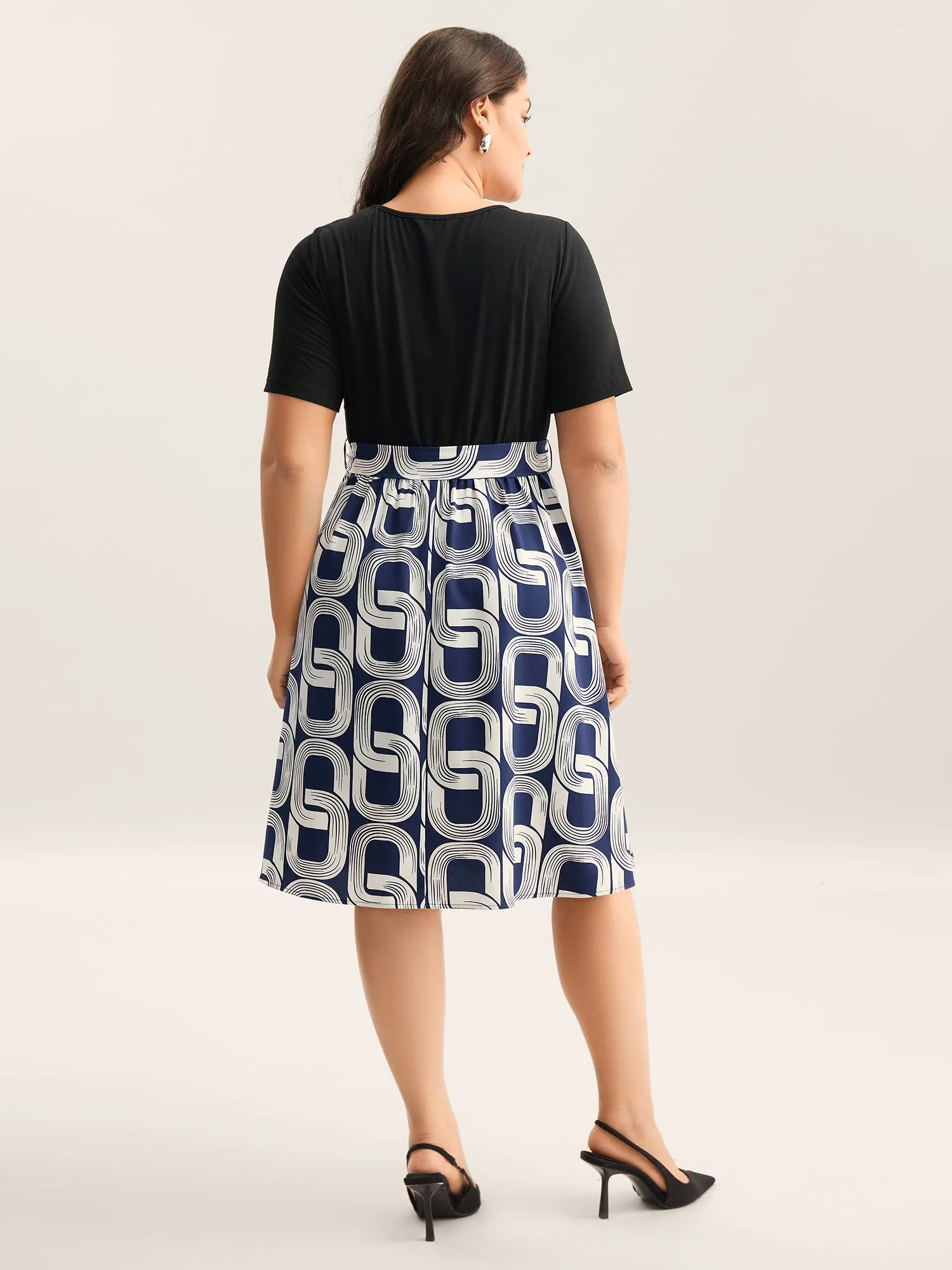 Abstract Pattern Color Contrast Belted Midi Dress sold by Bloomchic product image thumbnail 4