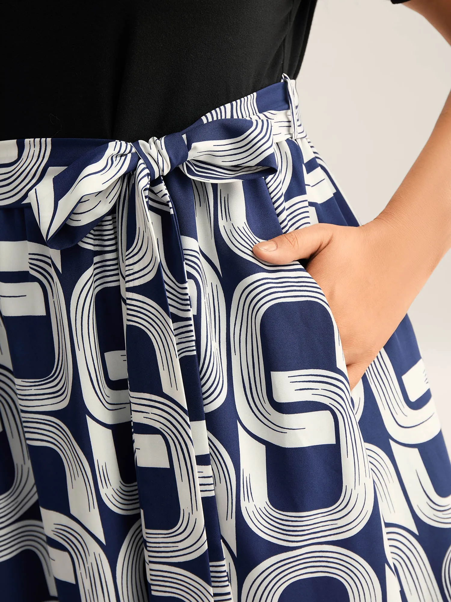 Abstract Pattern Color Contrast Belted Midi Dress sold by Bloomchic product image thumbnail 2