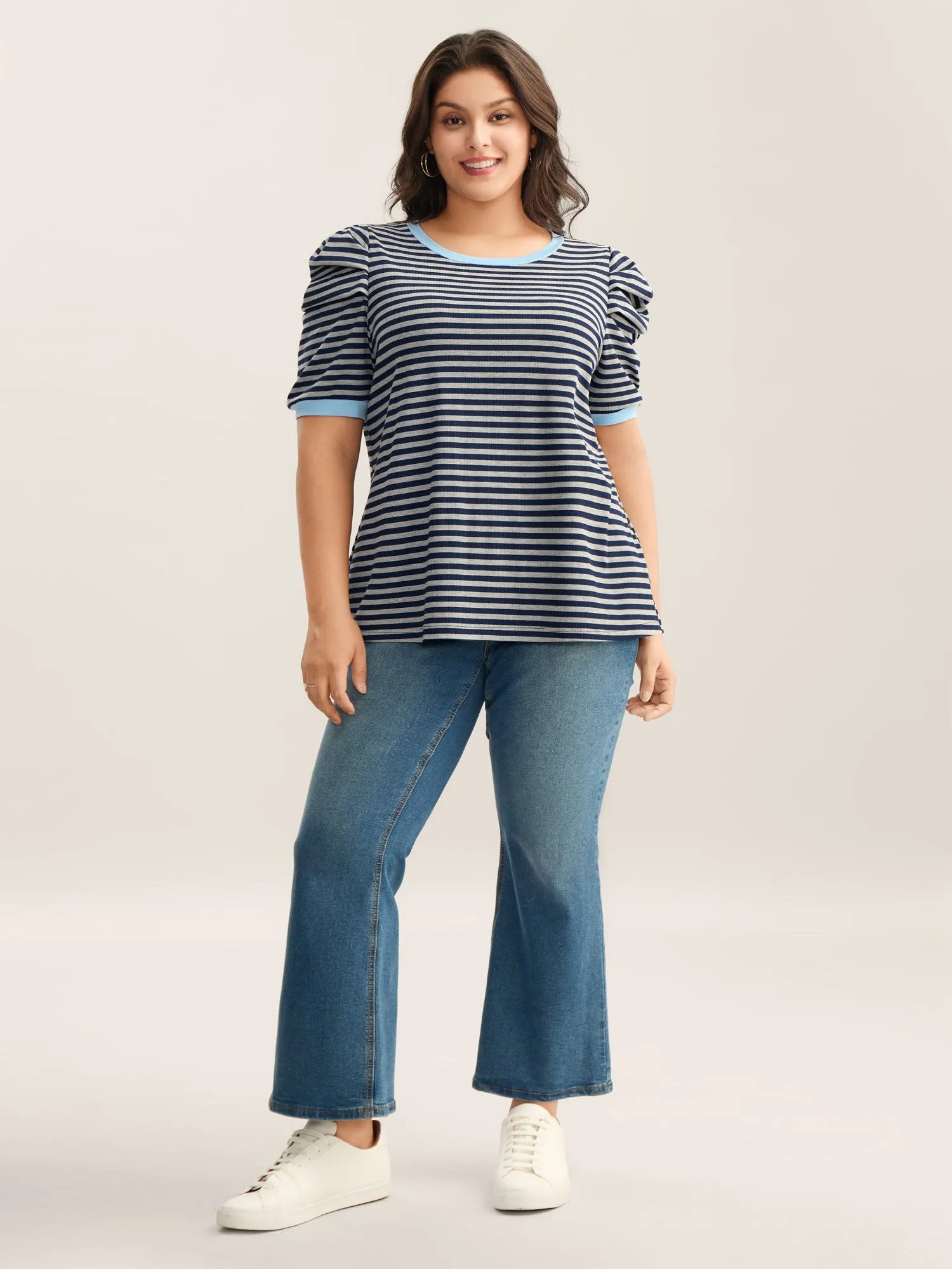 Textured Stripes Color Contrast T-Shirt sold by Bloomchic product image thumbnail 3