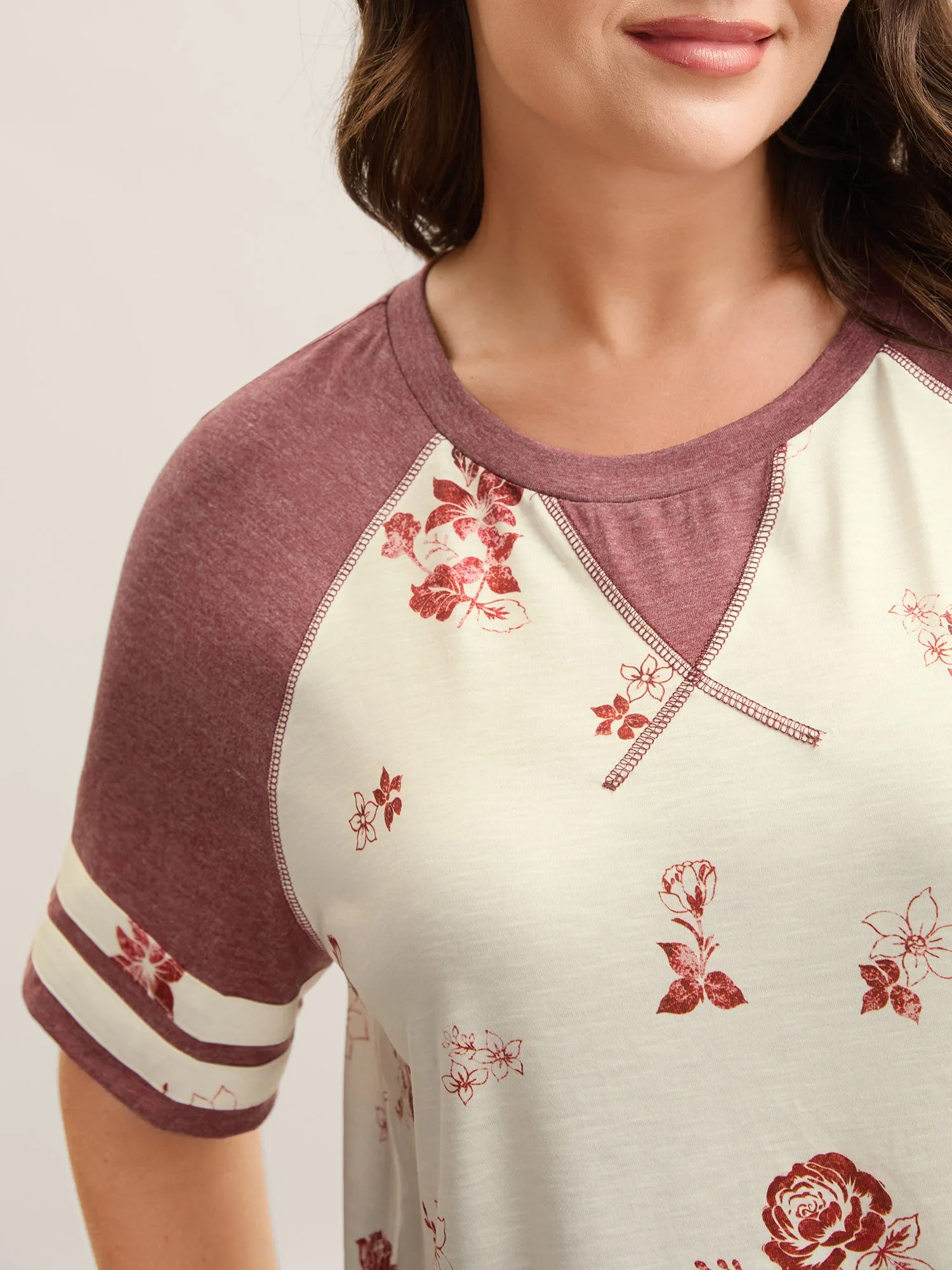 Bamboo Stretchy Color Contrast Printed T-Shirt sold by Bloomchic product image thumbnail 4