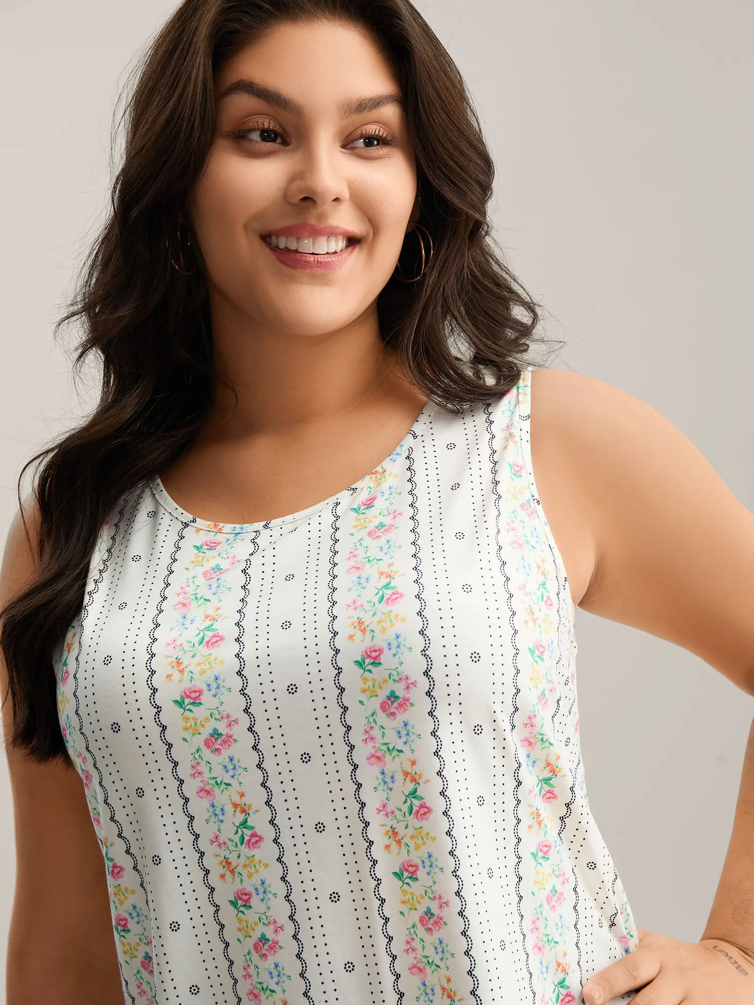 Floral Print Panels Fitted Tank Top sold by Bloomchic