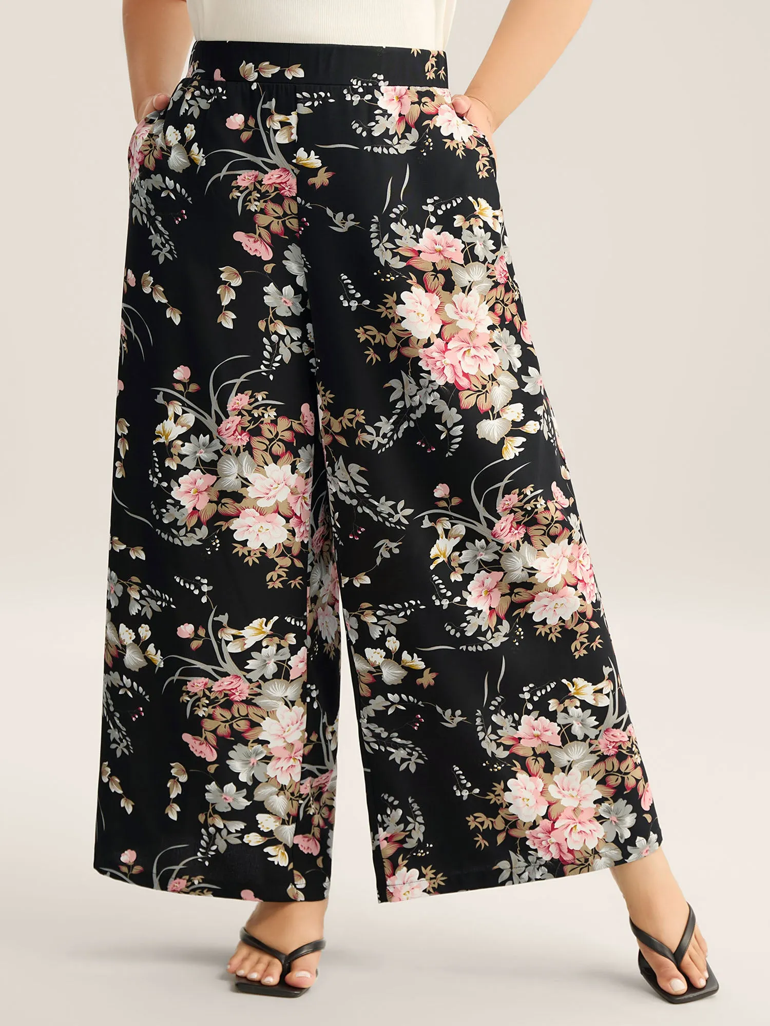 Floral Print Pockets Wide-Leg Pants sold by Bloomchic