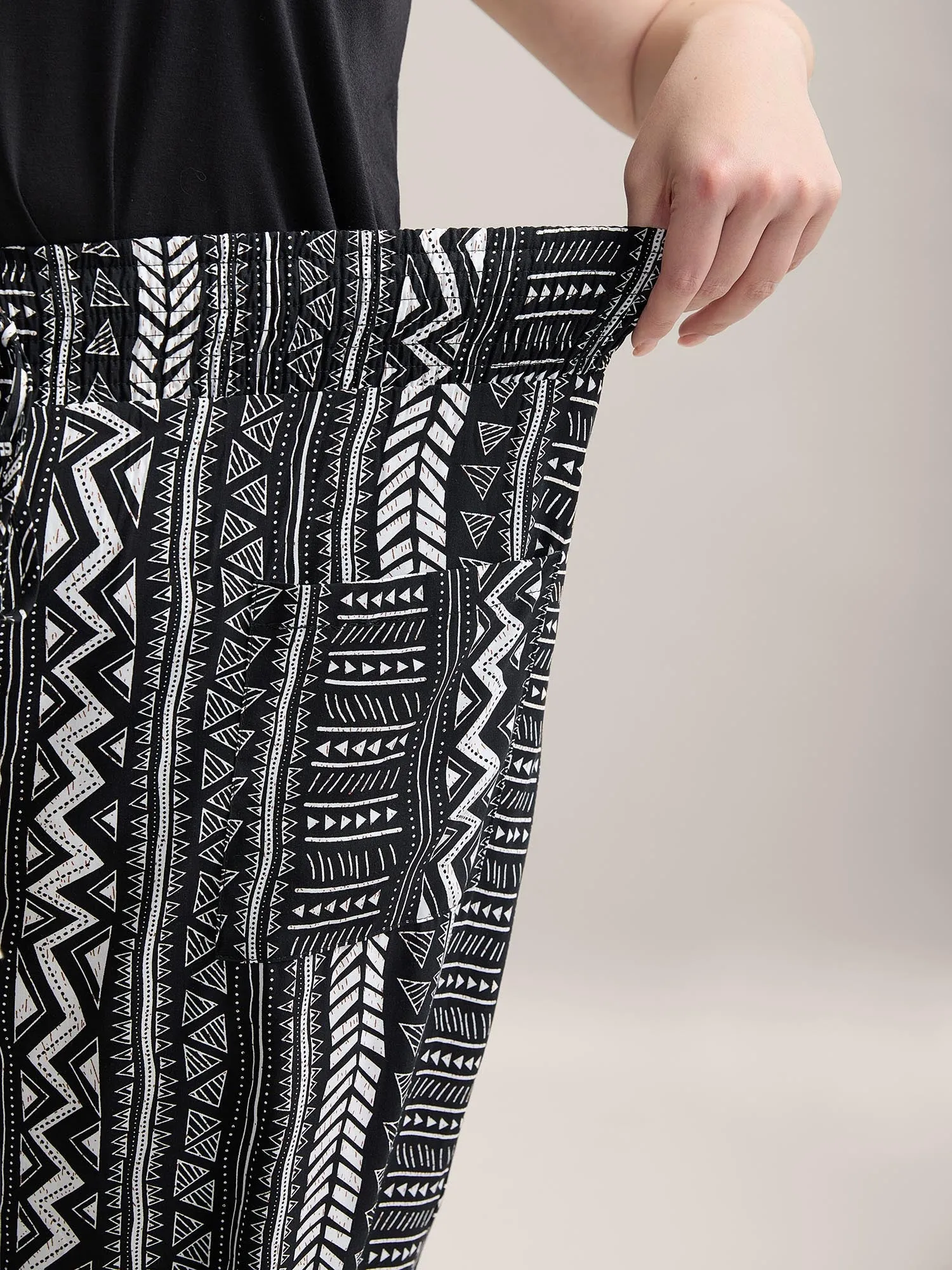 Boho Stripes Tassels Jogger Pants sold by Bloomchic product image thumbnail 3