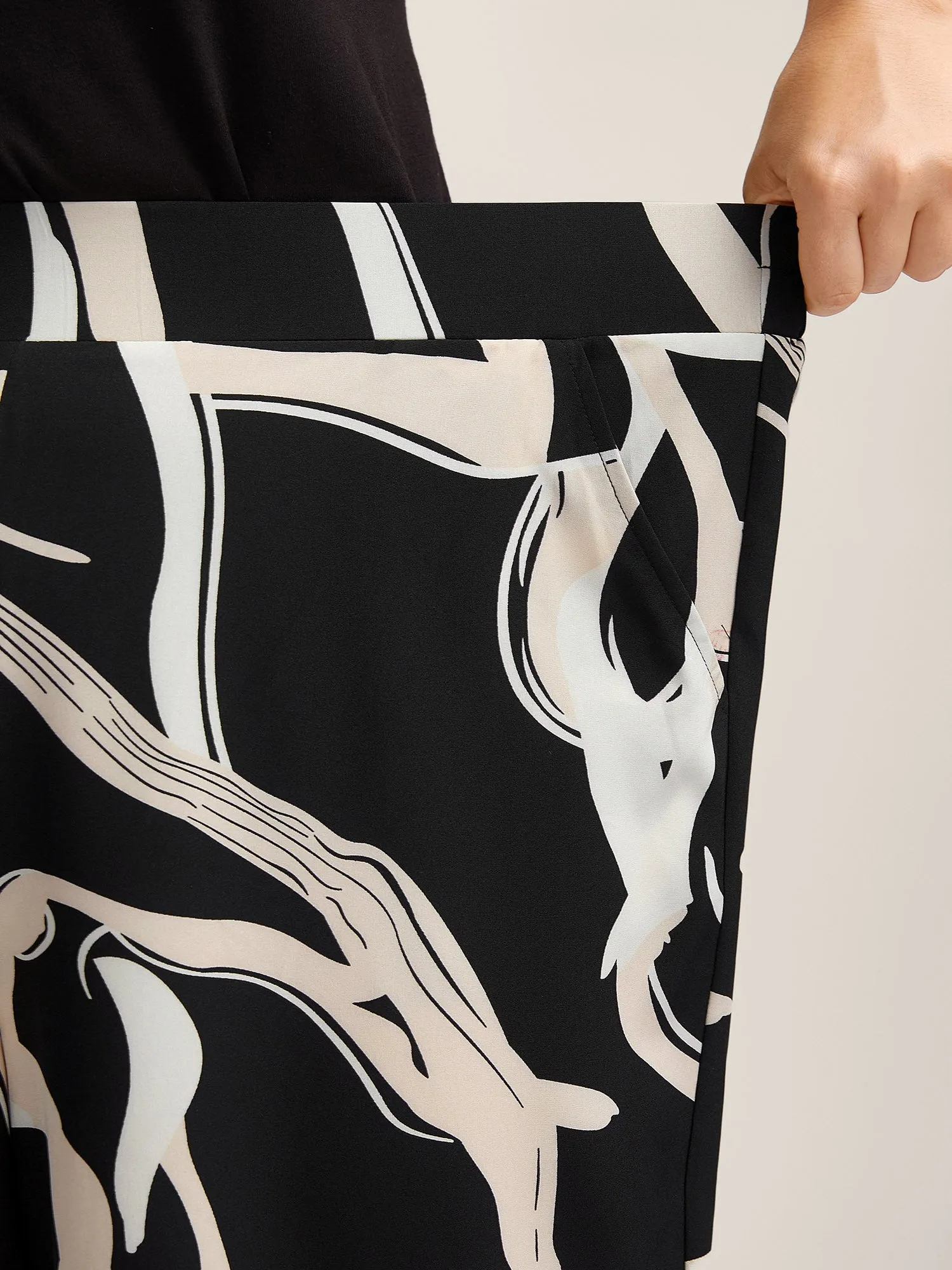 Abstract Pattern Wide-Leg Pockets Pants sold by Bloomchic product image thumbnail 3