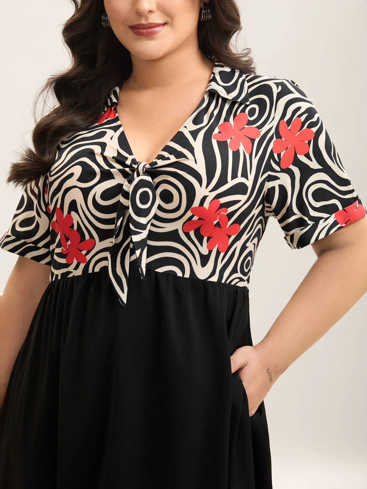 Ribbon Collar Floral Print Contrast Midi Dress sold by Bloomchic product image thumbnail 2