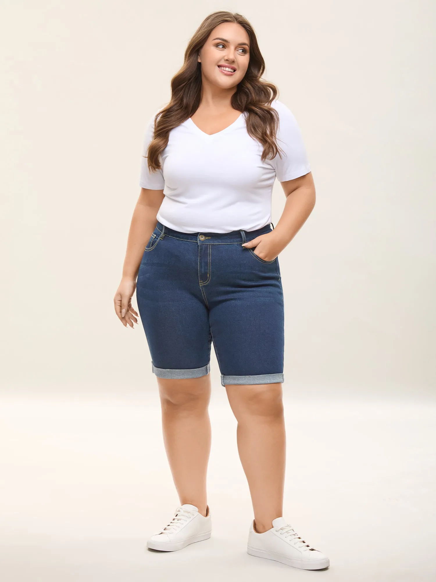 Classic Skinny-Fit Folded Hem Denim Shorts sold by Bloomchic product image thumbnail 3