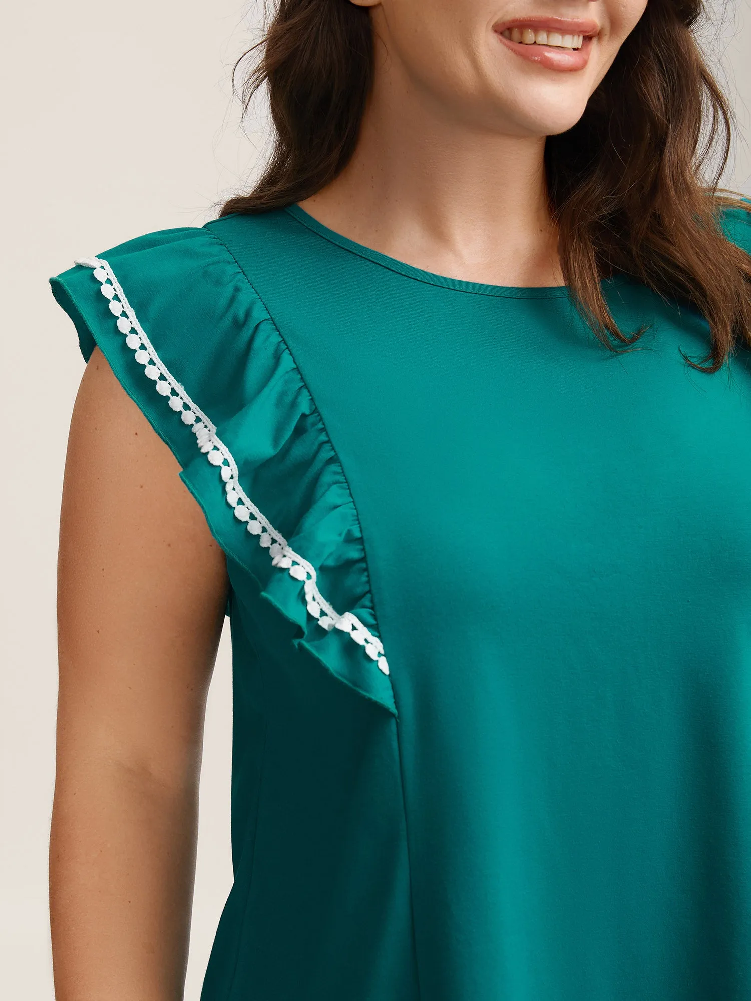 Color Contrast Lace Flutter Sleeve Sleeveless Top sold by Bloomchic product image thumbnail 2