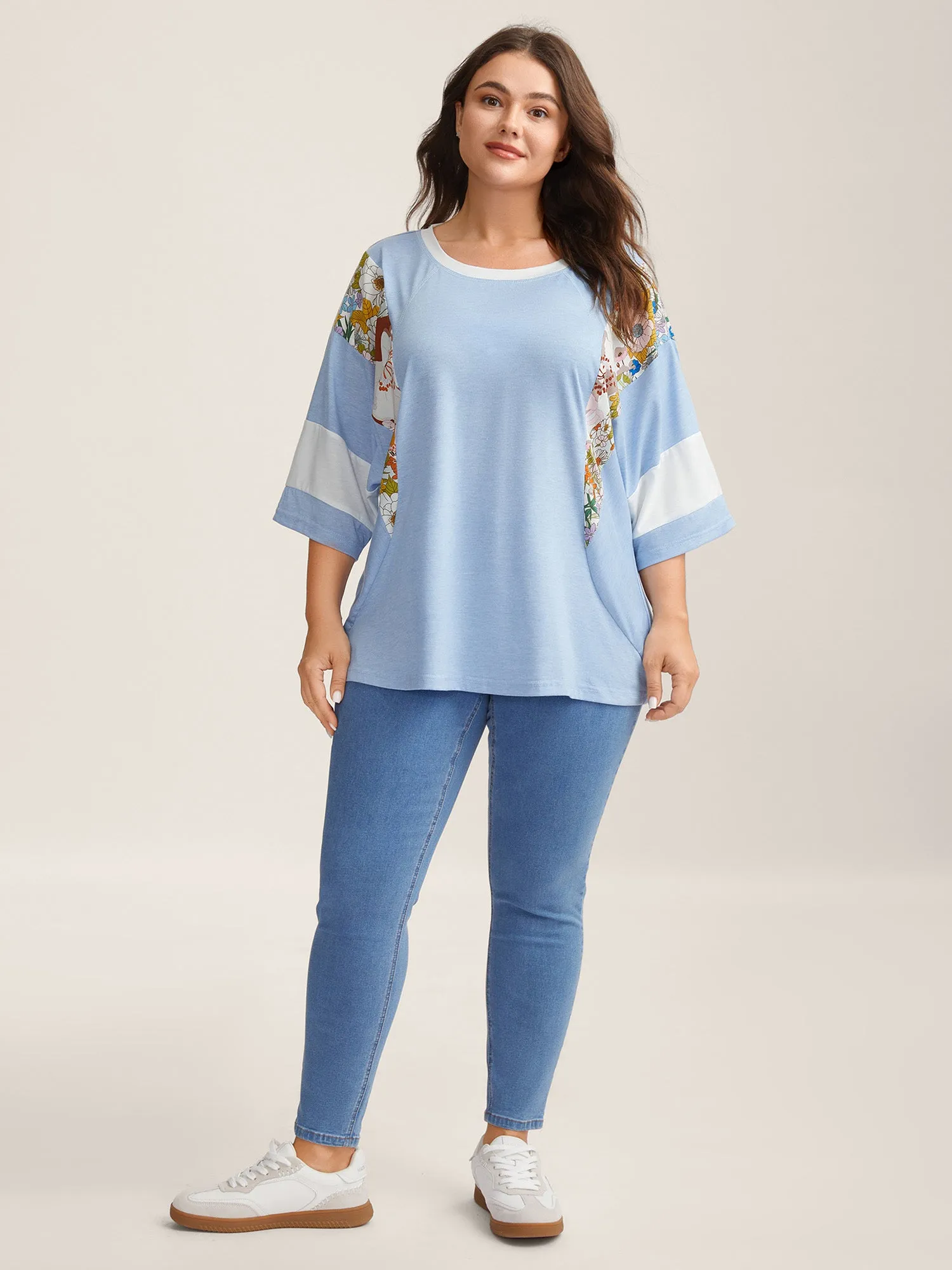 Floral Panel Color Contrast T-Shirt sold by Bloomchic product image thumbnail 3