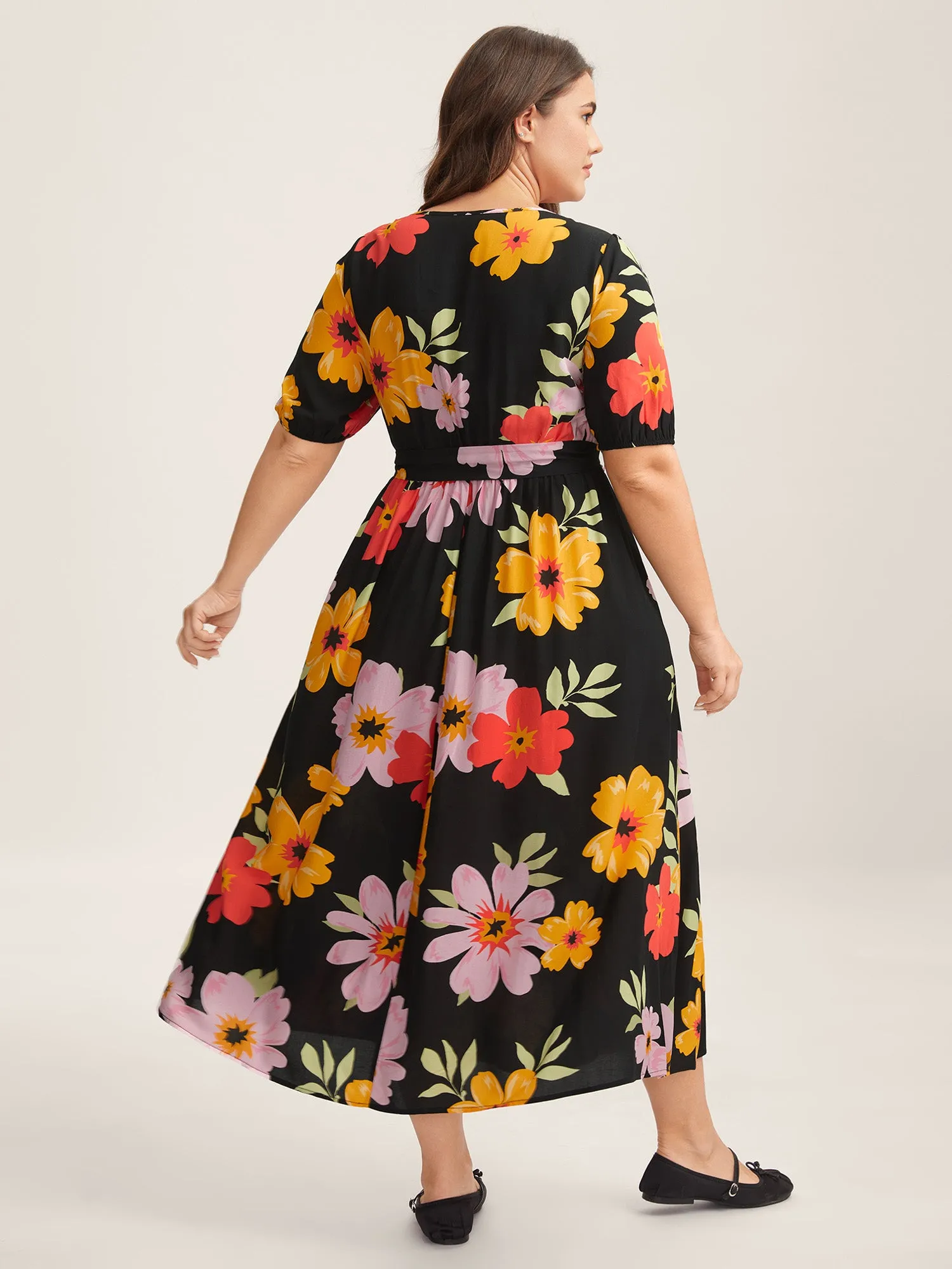 Rayon Sunkissed Florals Belted Pockets Midi Dress sold by Bloomchic product image thumbnail 4
