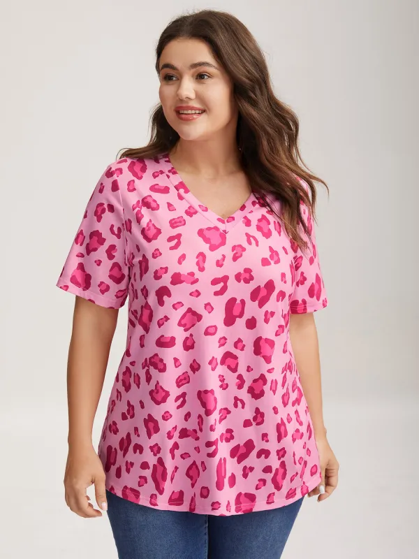 Rosy Leopard Print Relaxed T-Shirt made by Bloomchic