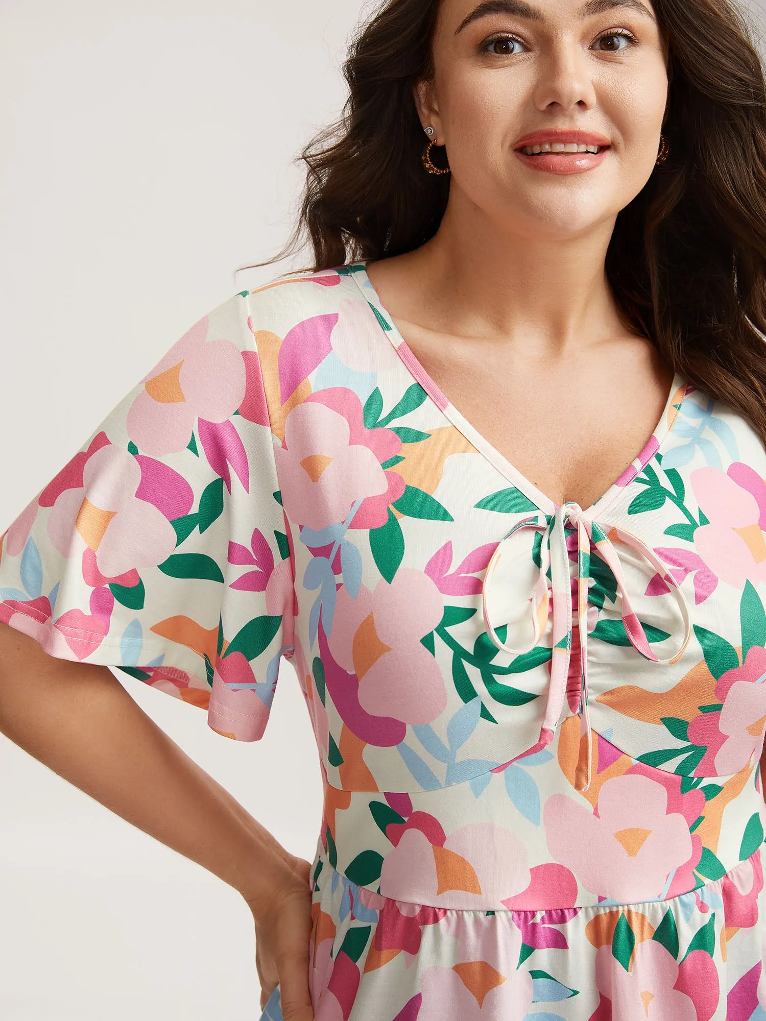Groovy Floral Print Cinched Bust Top sold by Bloomchic product image thumbnail 2