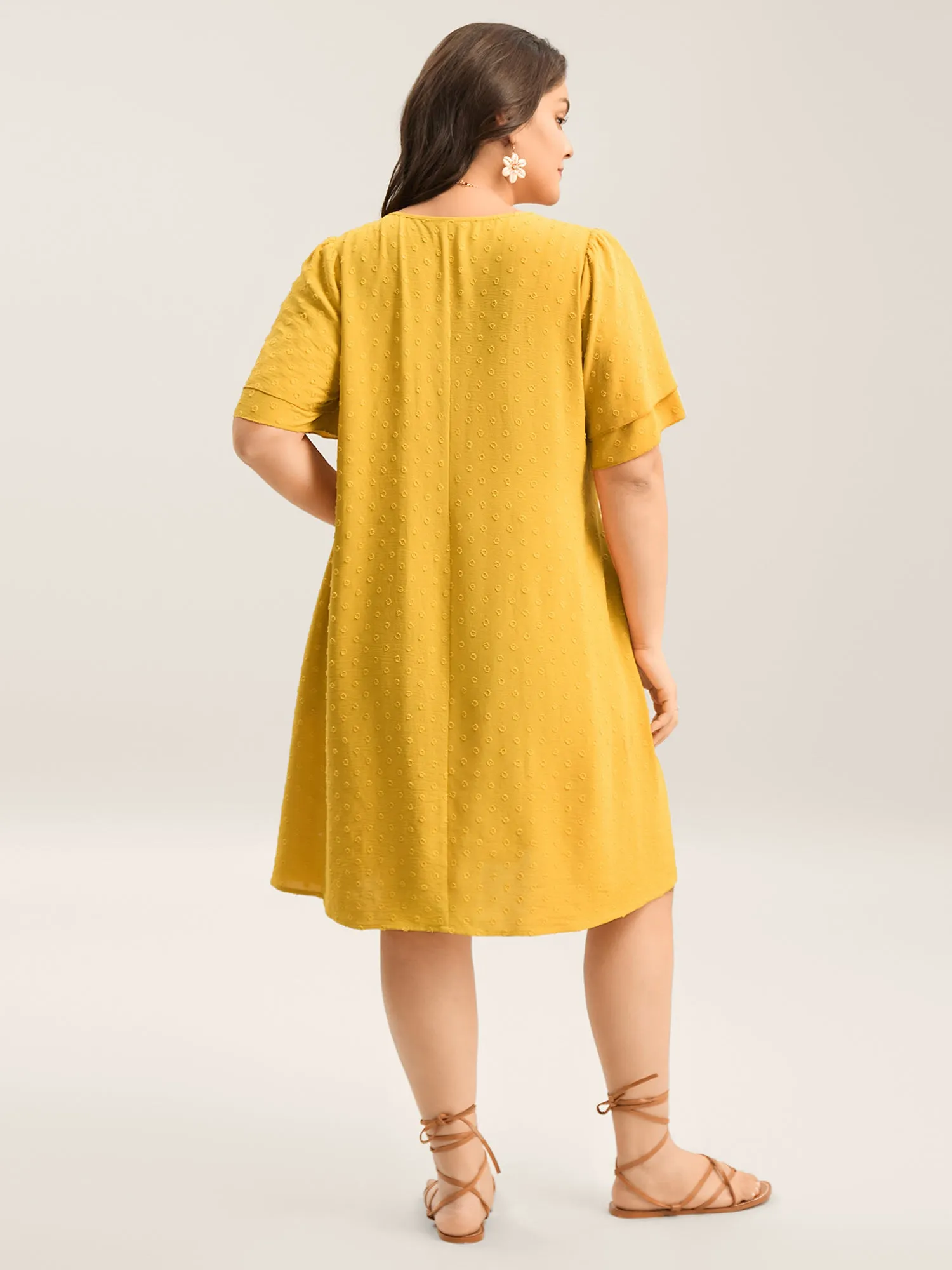 Textured Cut-Out Lace Pockets Midi Dress sold by Bloomchic product image thumbnail 4