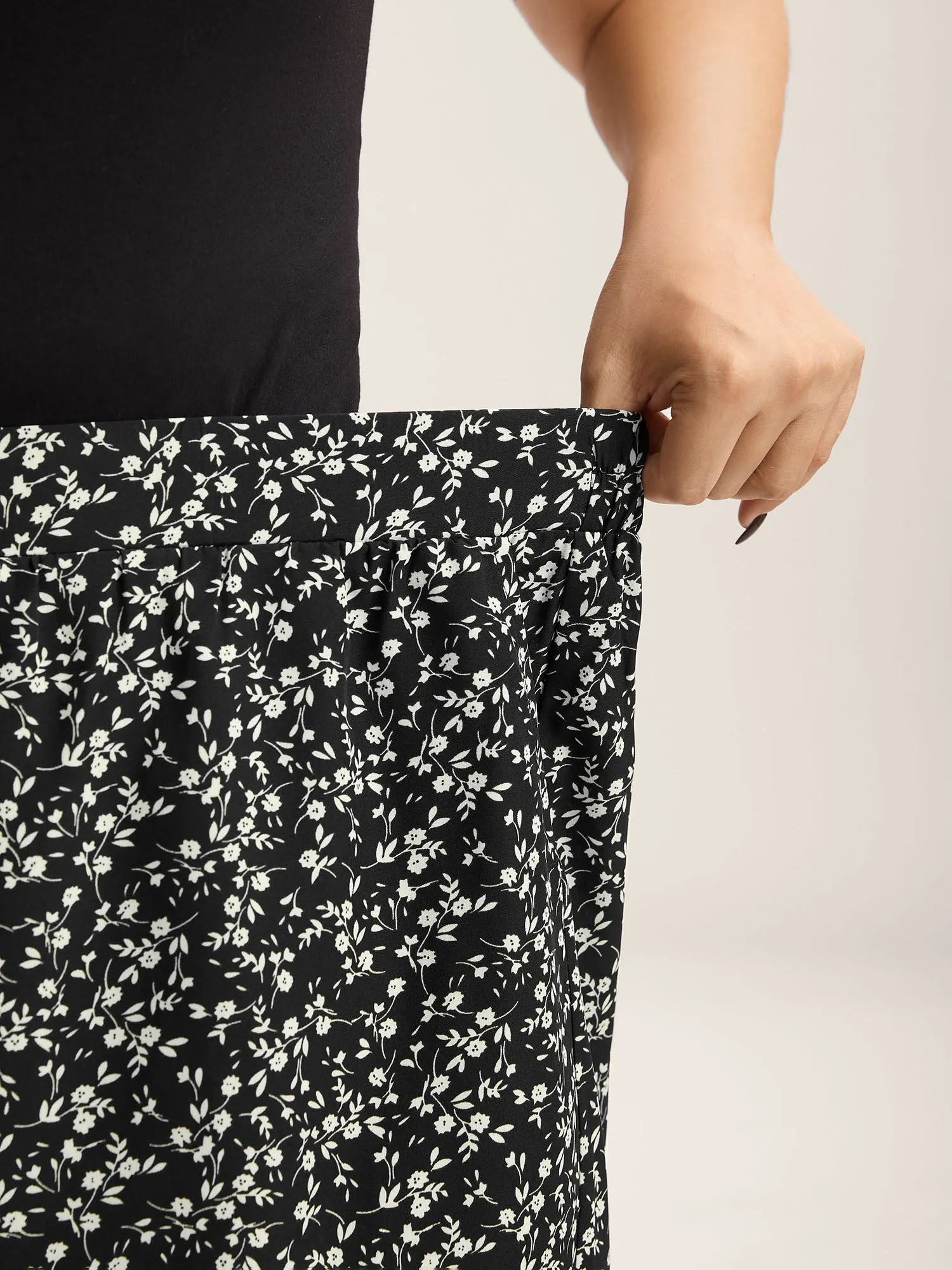 Floral Print Wide-Leg Shorts sold by Bloomchic product image thumbnail 3