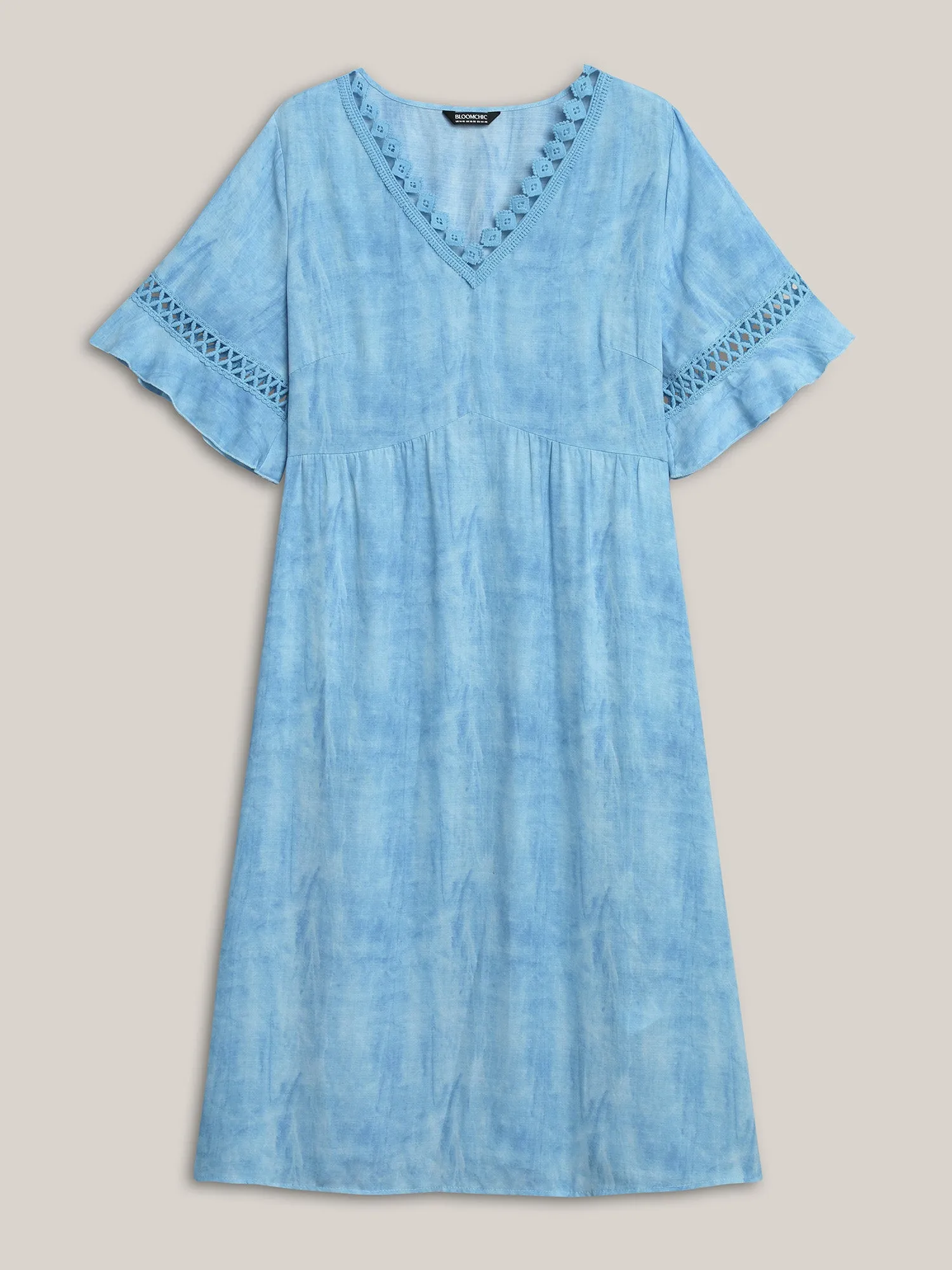 Color Blend Lace Trim Pockets Midi Dress sold by Bloomchic product image thumbnail 5