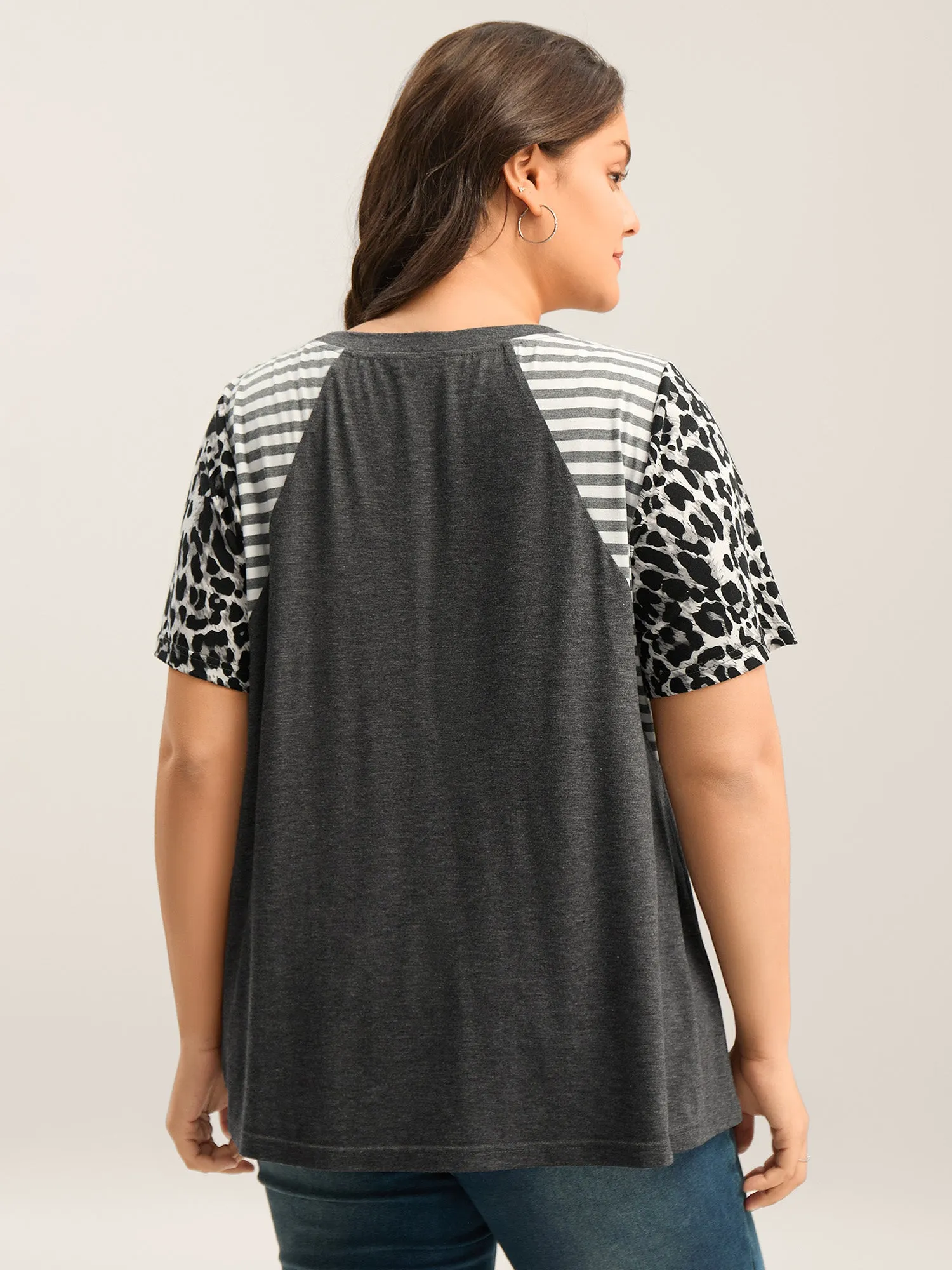 Leopard Stripes Raglan Sleeve T-Shirt sold by Bloomchic product image thumbnail 4