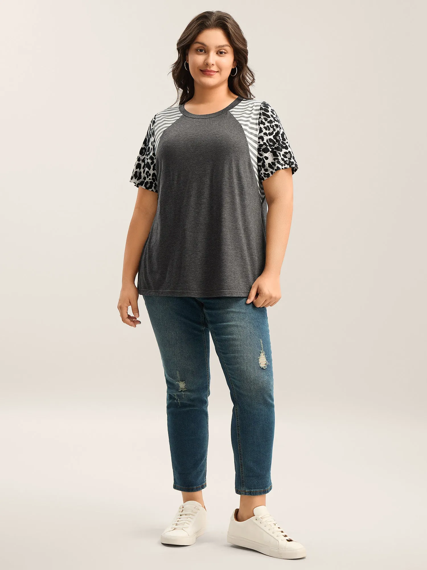 Leopard Stripes Raglan Sleeve T-Shirt sold by Bloomchic product image thumbnail 3