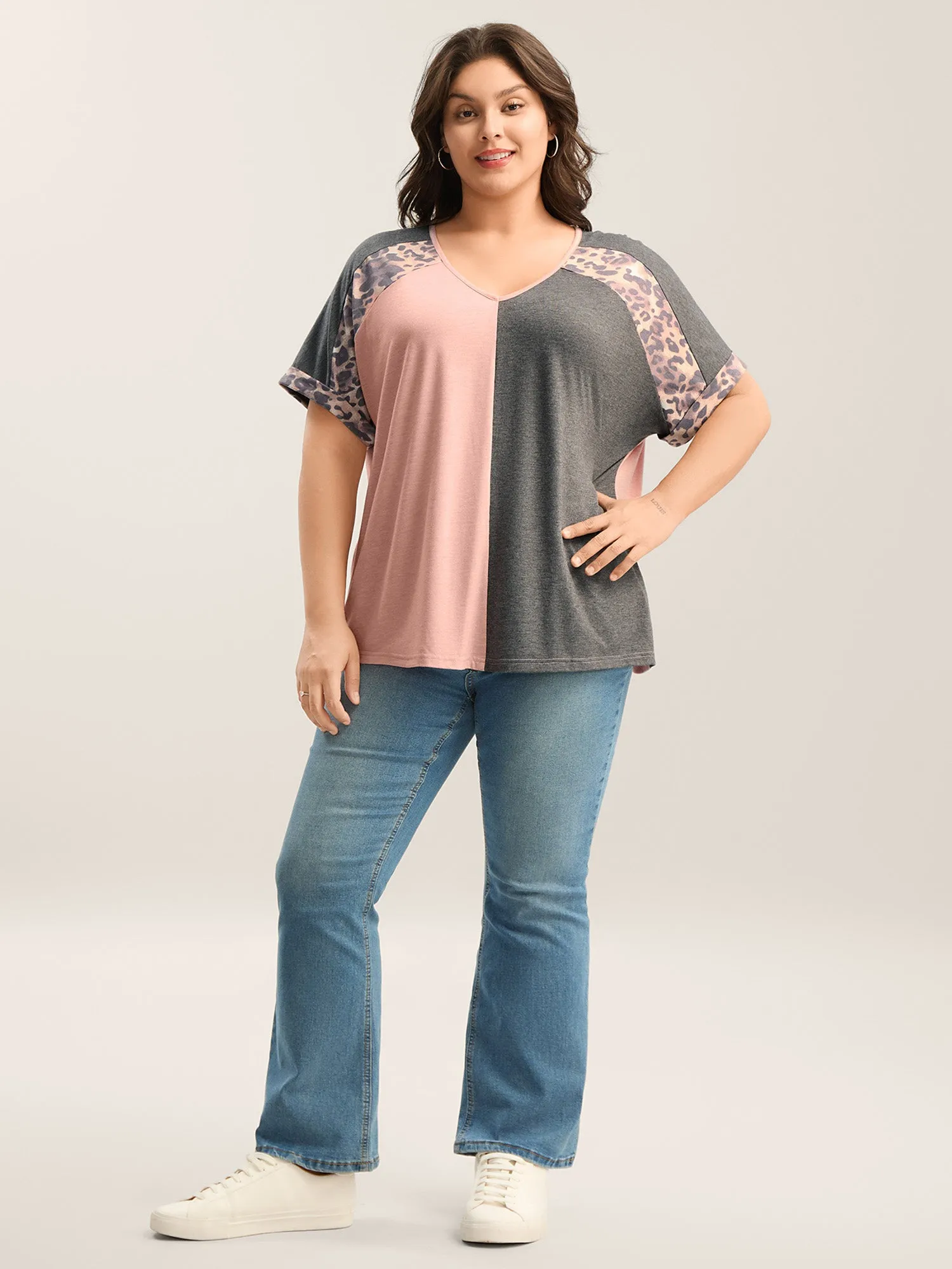 Leopard Print Color Contrast T-Shirt sold by Bloomchic product image thumbnail 3