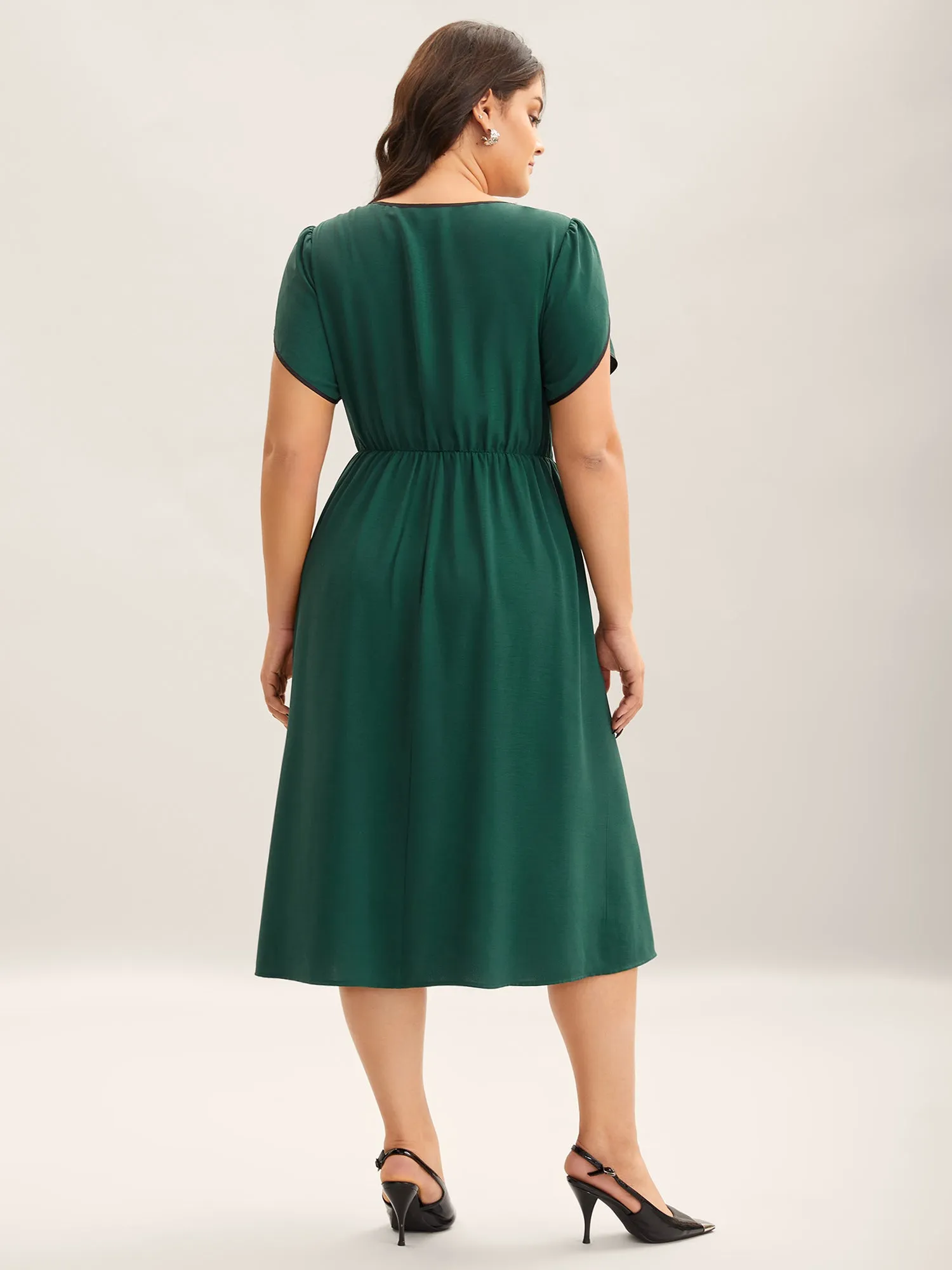 Petal Sleeve Pleated Pockets Midi Dress sold by Bloomchic product image thumbnail 4