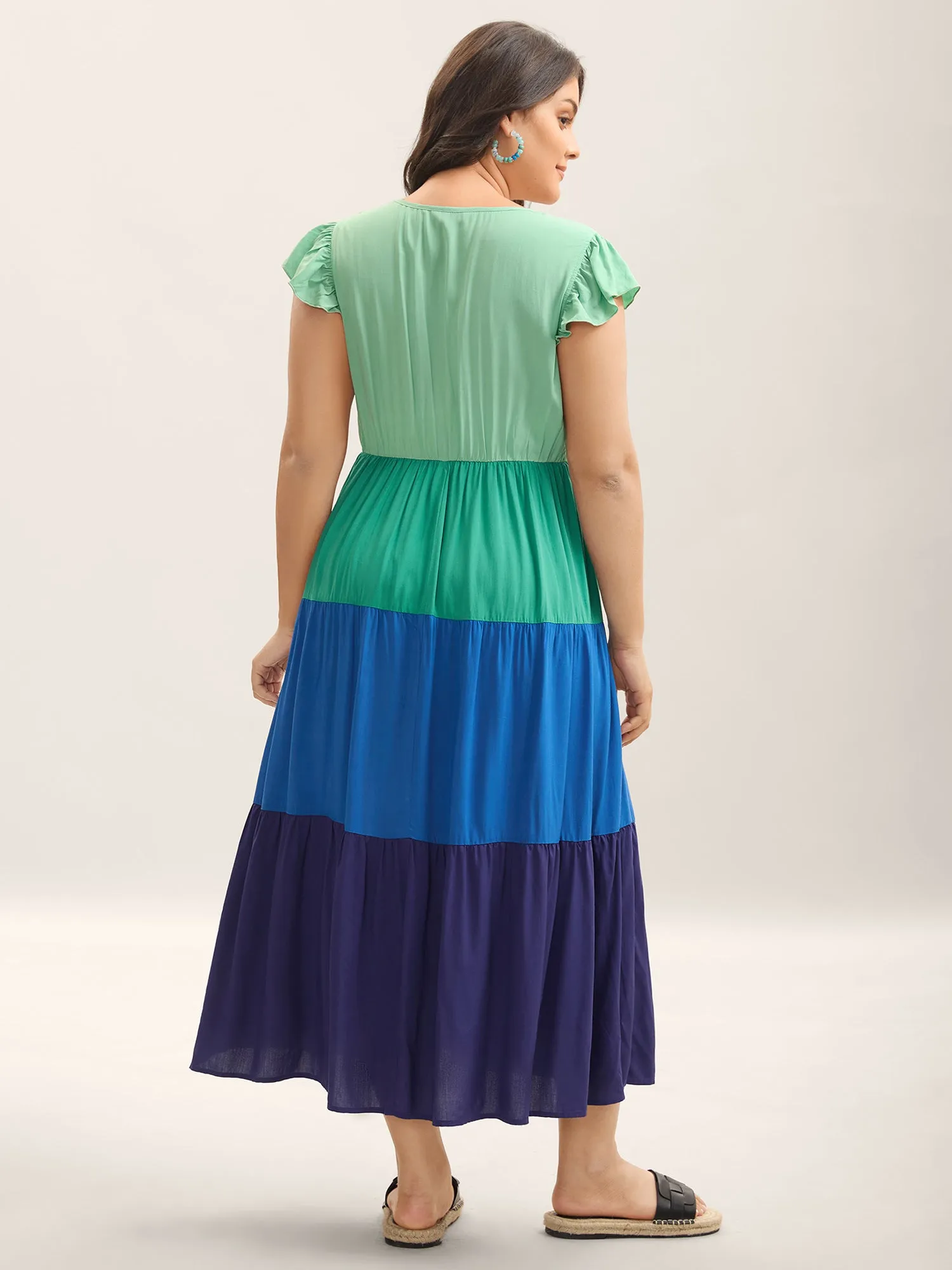 Color Block Flutter Sleeve Pockets Midi Dress sold by Bloomchic product image thumbnail 4