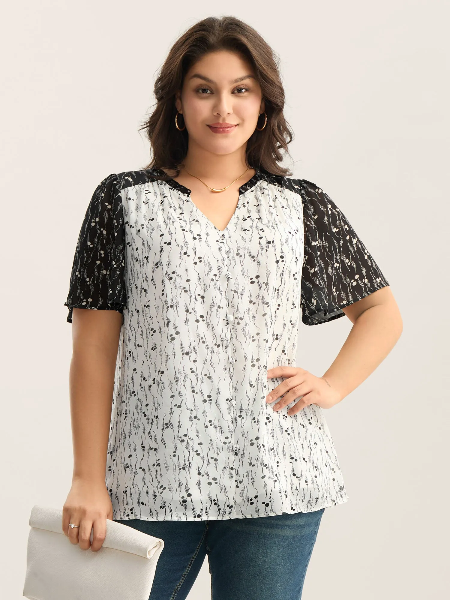 Color Contrast Notched Collar Spliced Blouse sold by Bloomchic product image thumbnail 2