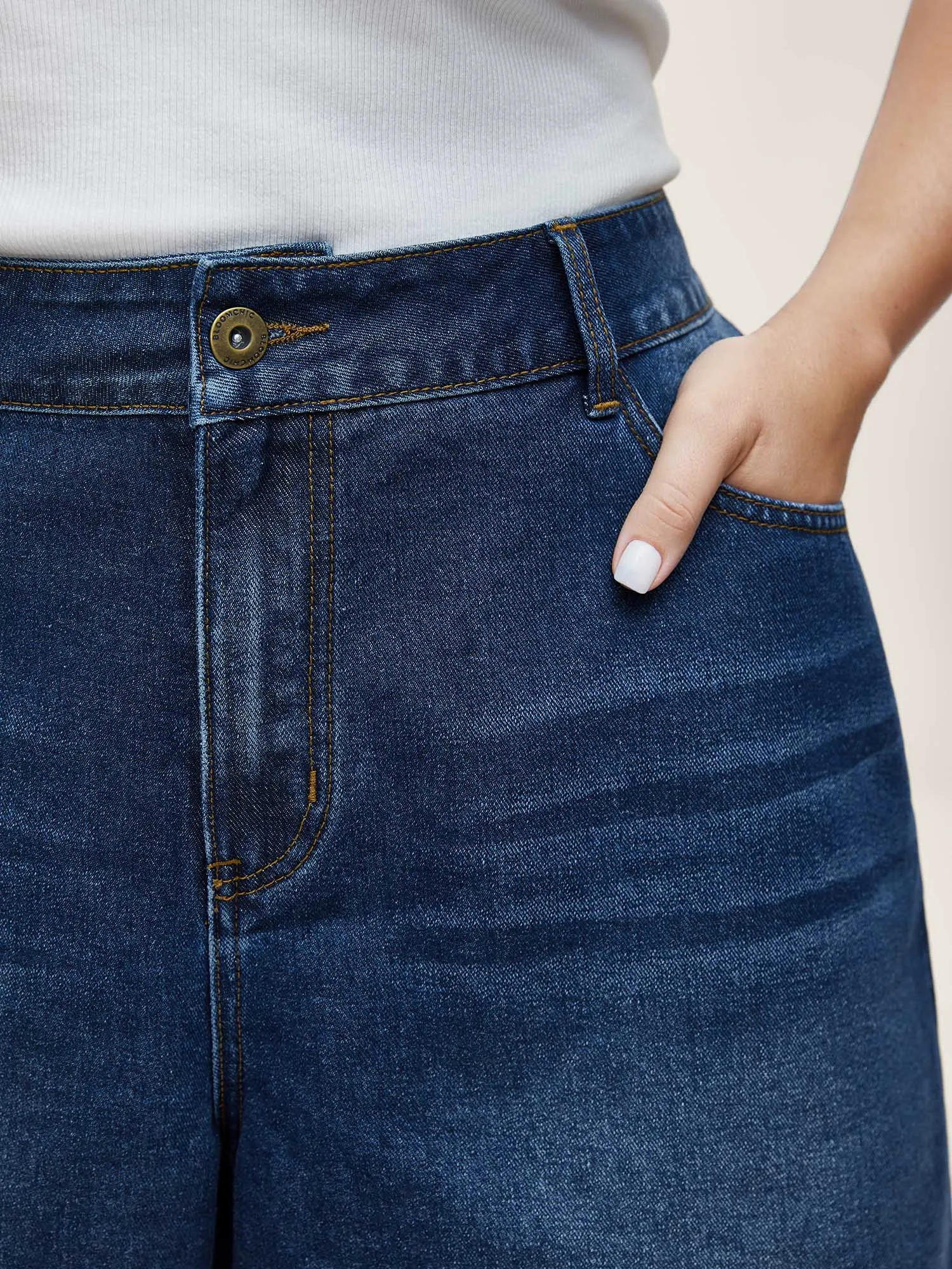 Faded Wash Straight-Leg Denim Shorts sold by Bloomchic product image thumbnail 3