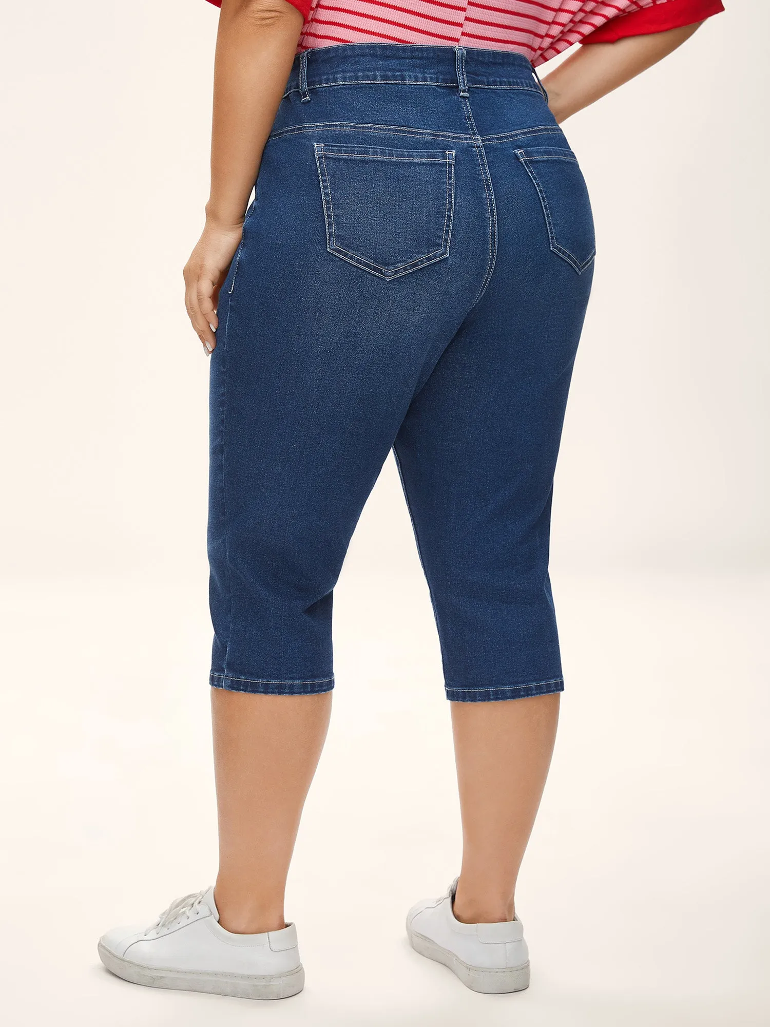 Stretchy 5 Pockets Skinny-Fit Crop Jeans sold by Bloomchic product image thumbnail 5