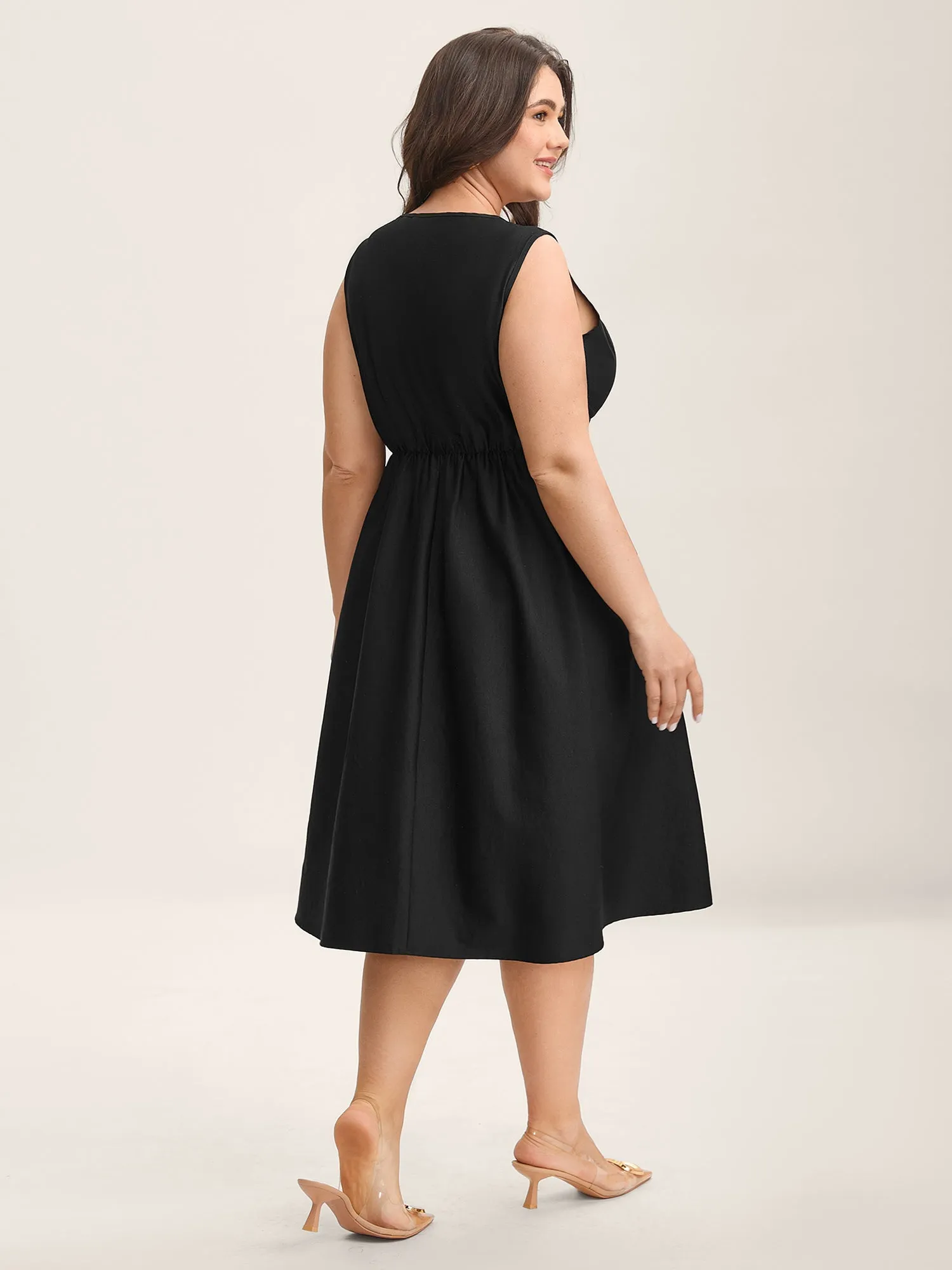 Classic Woven Inner Pleated Midi Dress sold by Bloomchic product image thumbnail 4