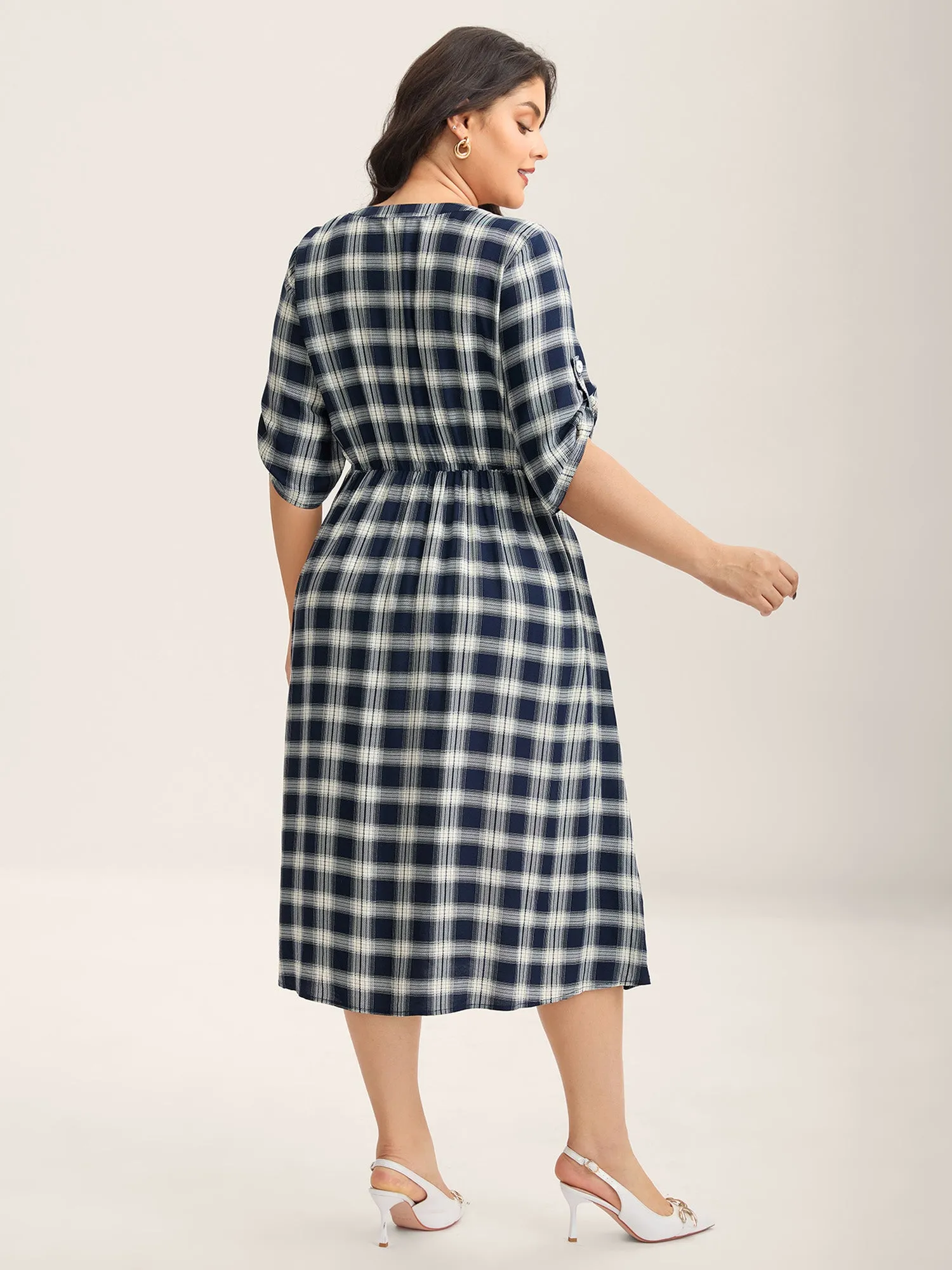 Plaid Pattern Tab Sleeve Pockets Midi Dress sold by Bloomchic product image thumbnail 4