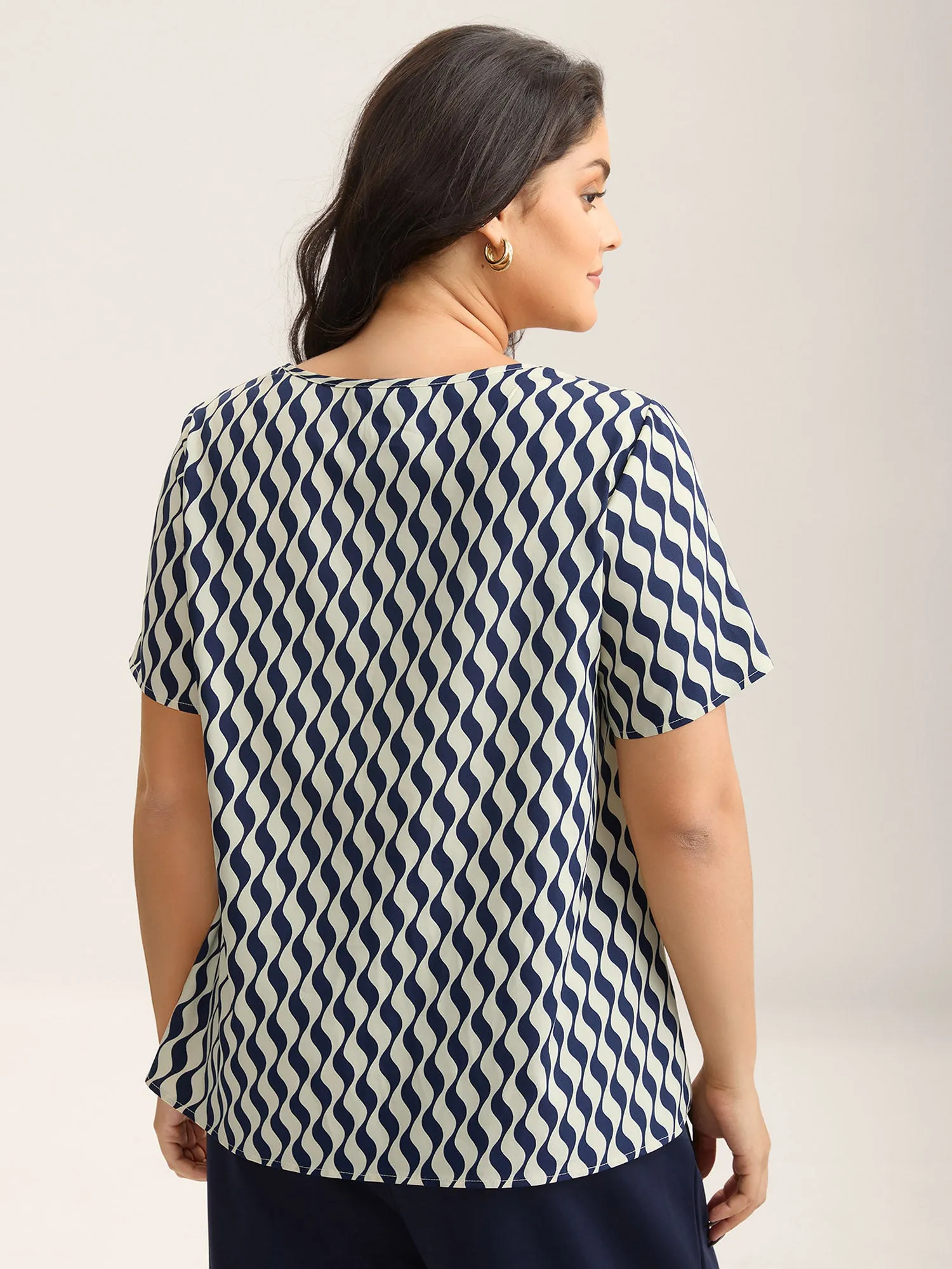 Wavy Print Asymmetrical Neckline Blouse sold by Bloomchic product image thumbnail 4
