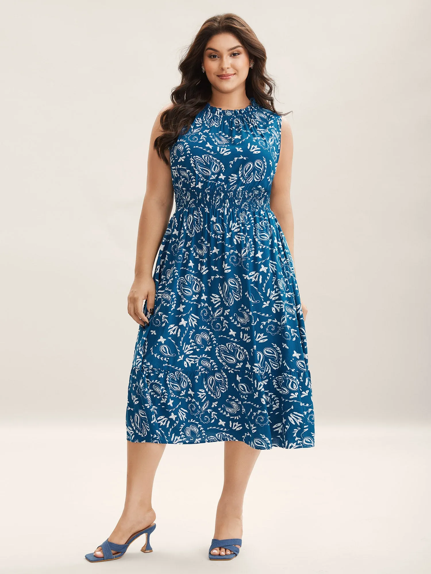 Paisley Print Shirred Sleeveless Midi Dress sold by Bloomchic product image thumbnail 3