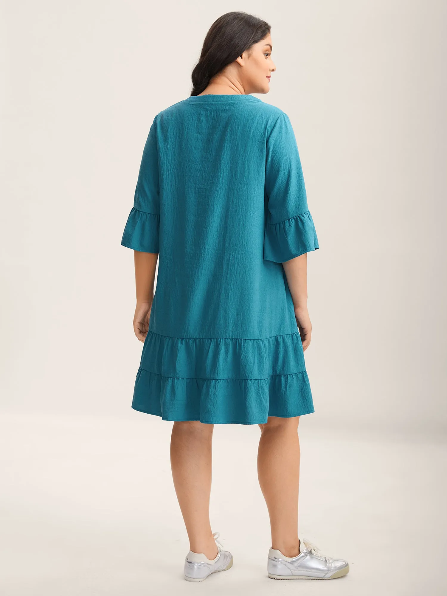 Toothpick Pleat Relaxed Fit Tiered Midi Dress sold by Bloomchic product image thumbnail 4