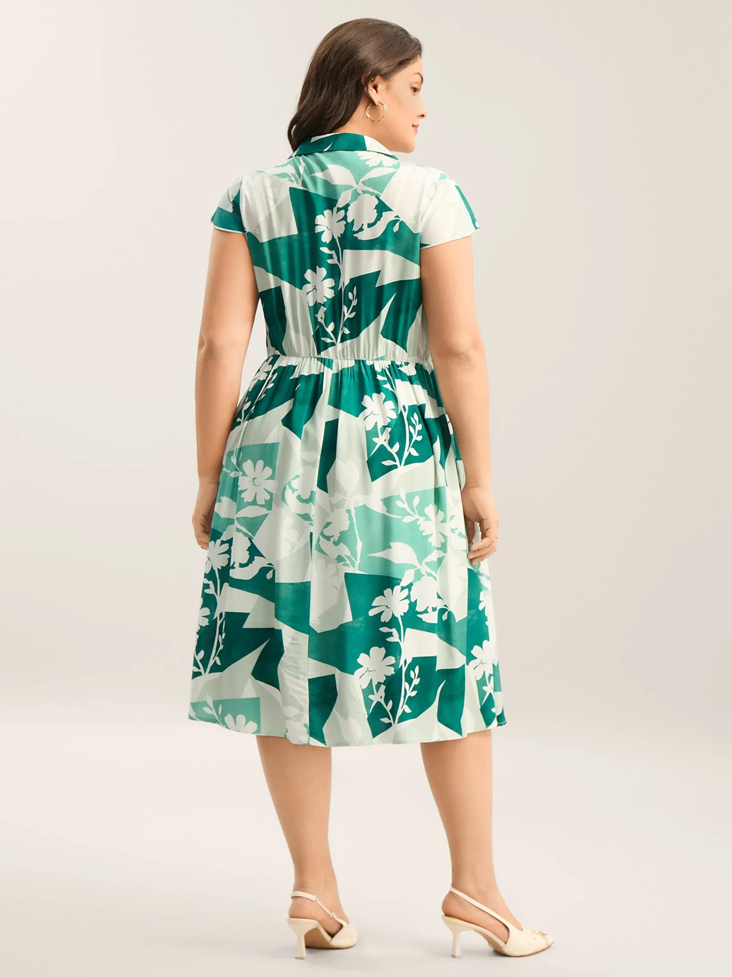 Serene Floral Print Pockets Midi Dress sold by Bloomchic product image thumbnail 4