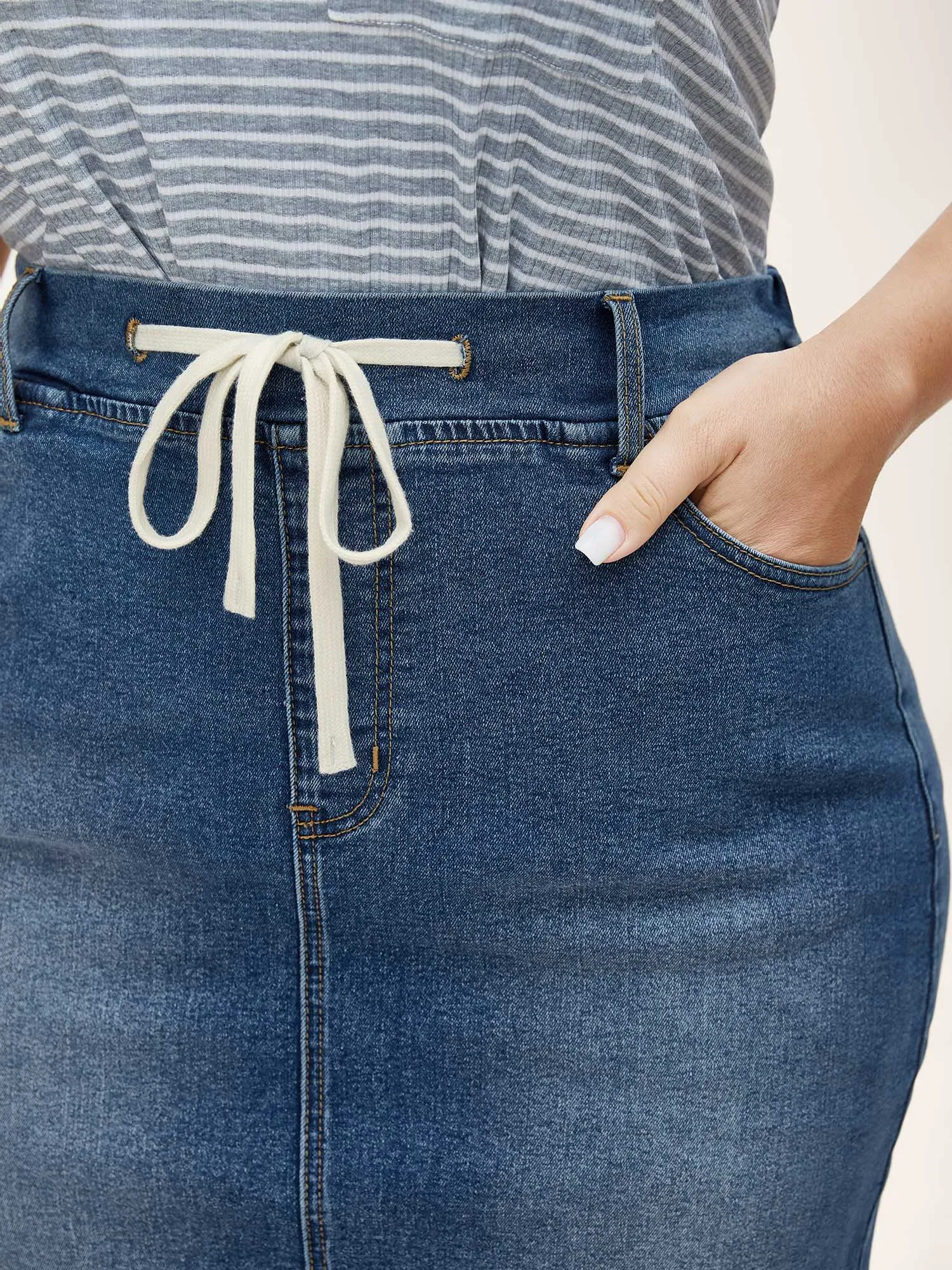 Stretchy Waistband Pull-On Denim Skirt sold by Bloomchic product image thumbnail 3