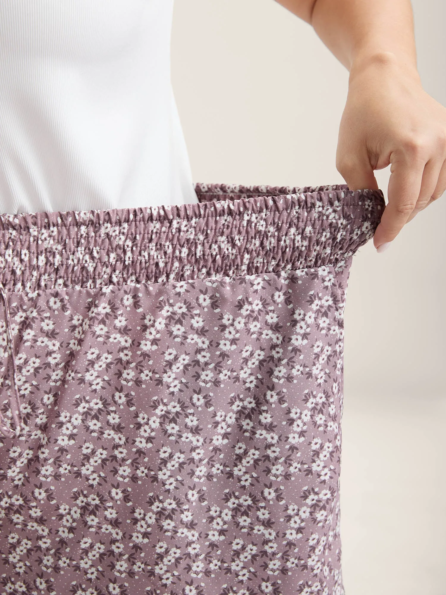 Ditsy Floral Print Wide-Leg Shorts sold by Bloomchic product image thumbnail 2