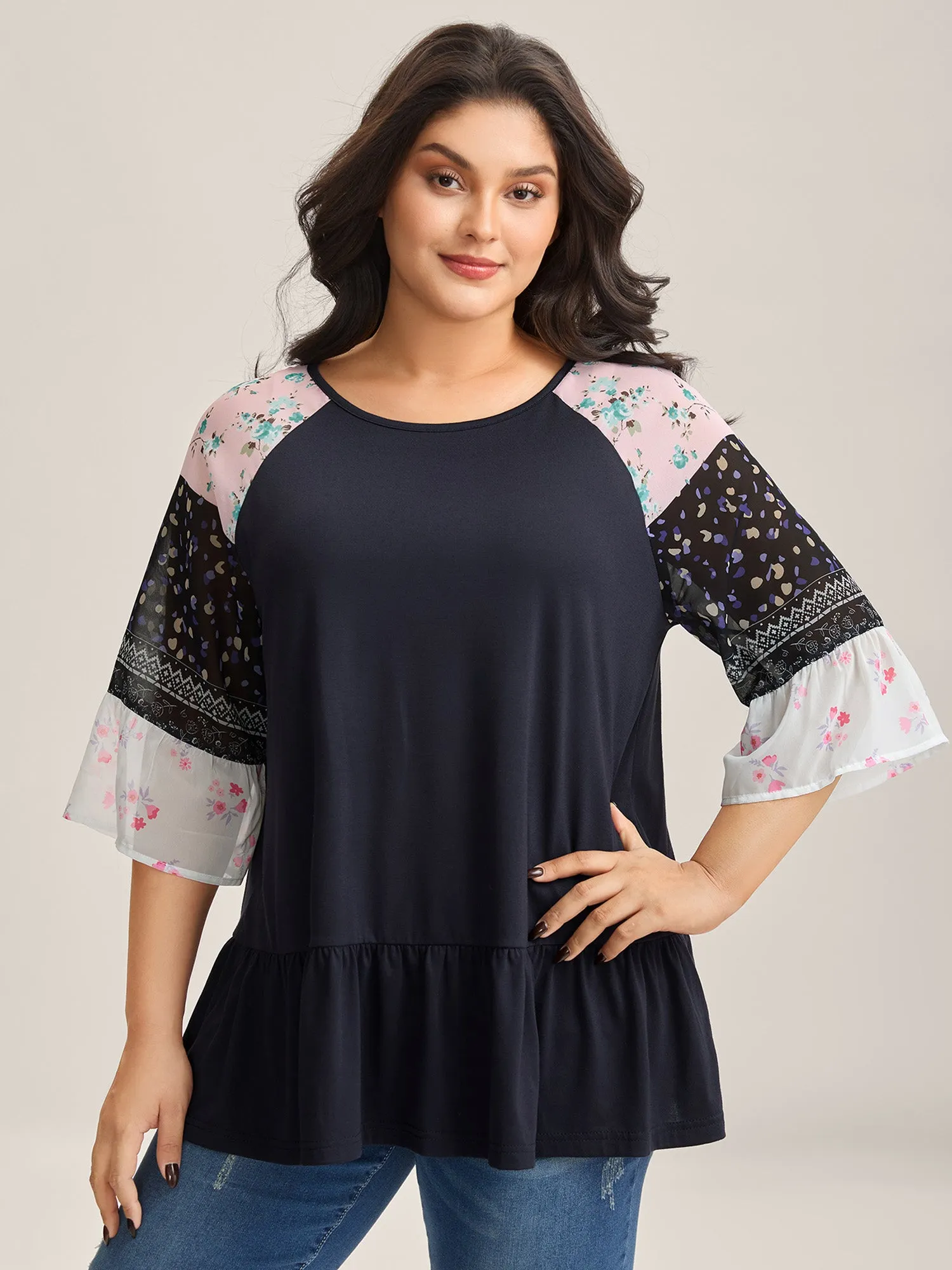 Floral Print Tiered Hem Knit Top sold by Bloomchic product image thumbnail 2