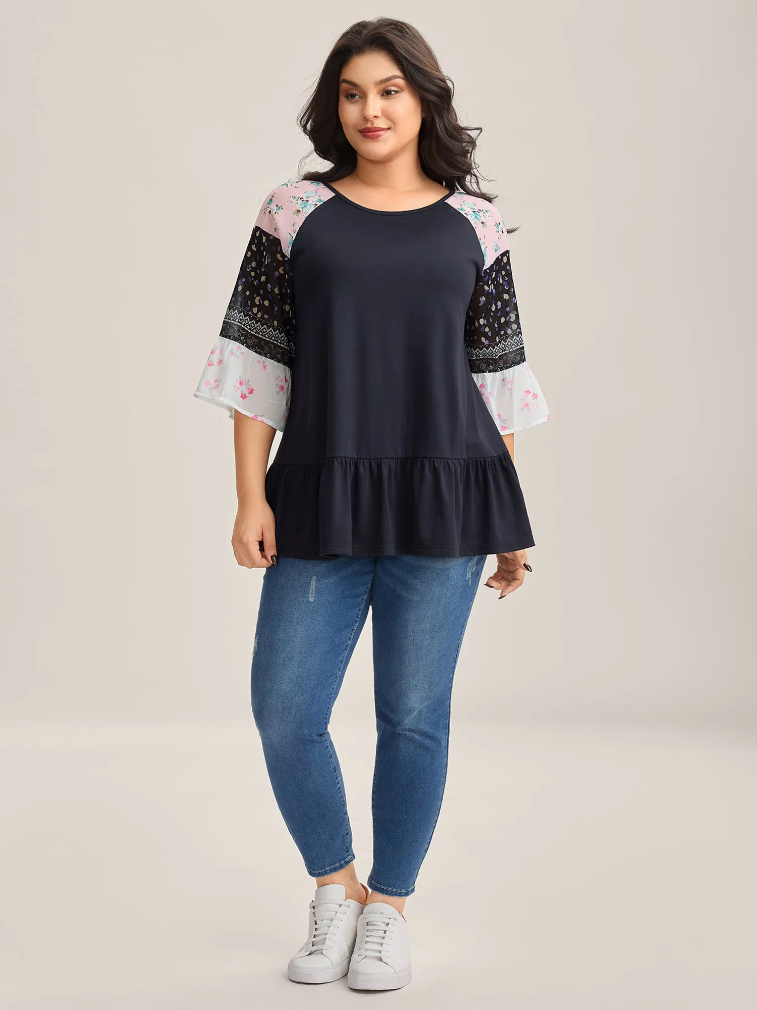 Floral Print Tiered Hem Knit Top sold by Bloomchic product image thumbnail 3