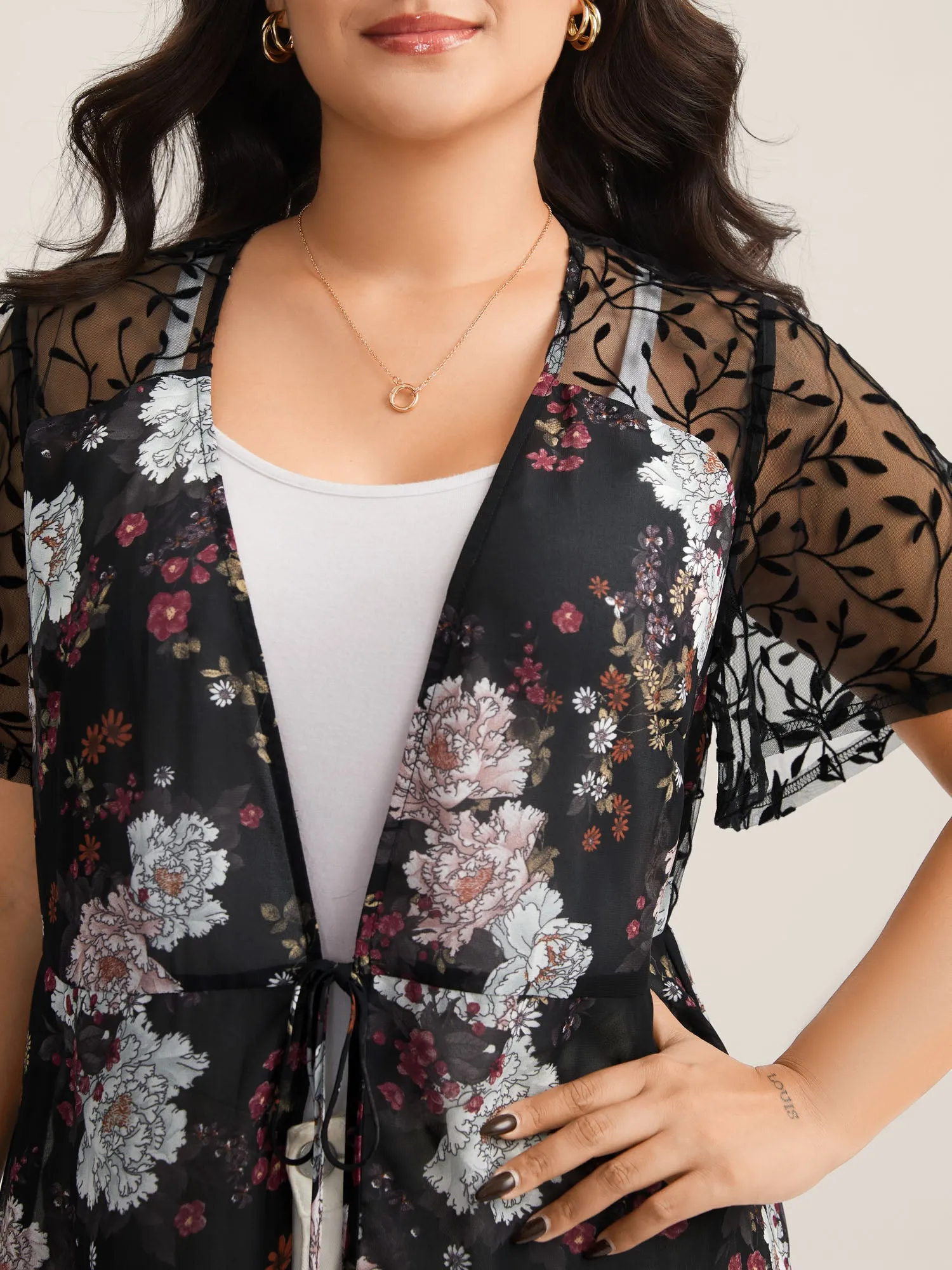 Chiffon Floral Front Mid Tie Kimono sold by Bloomchic product image thumbnail 3