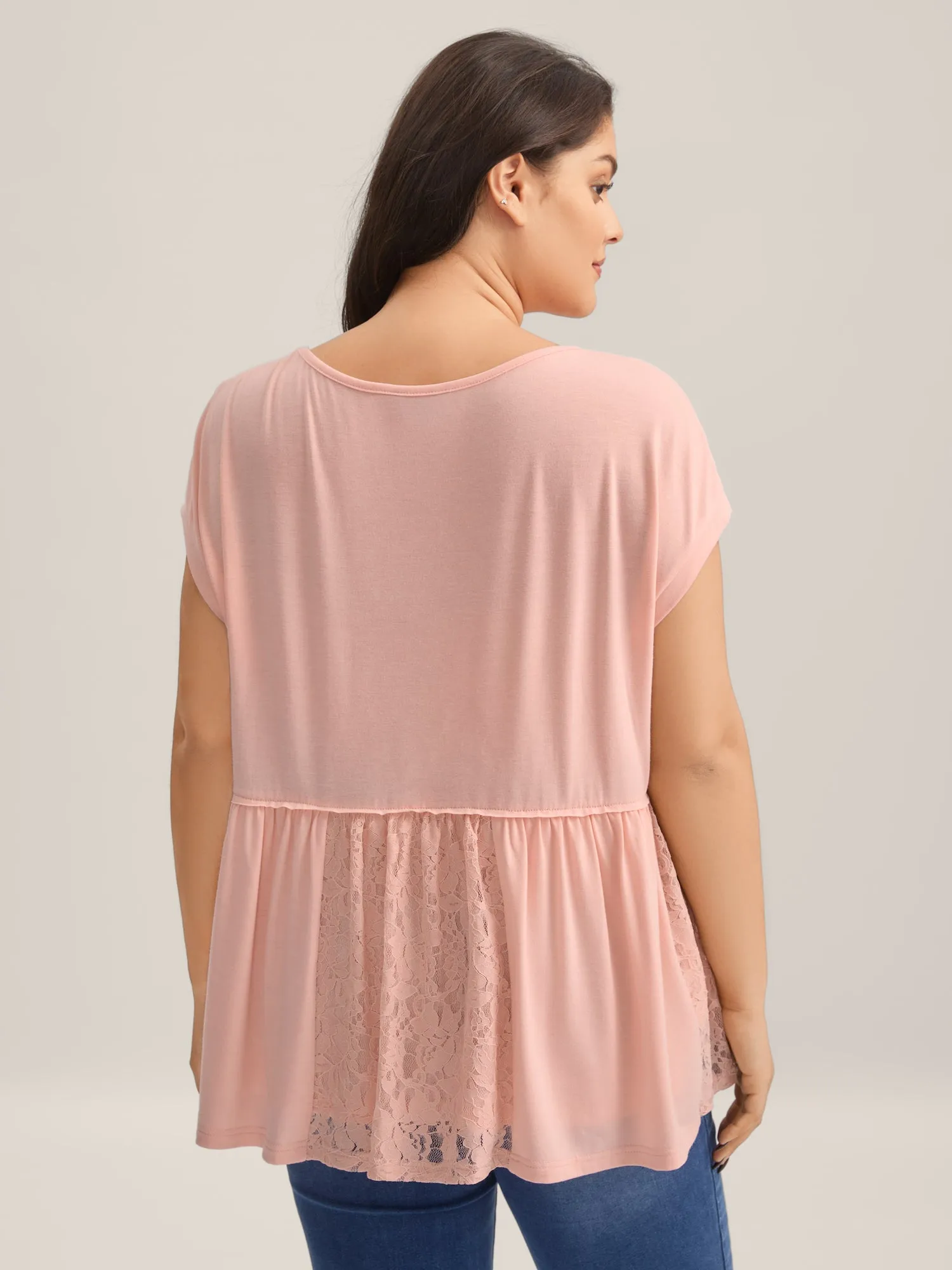 Lace Trim Spliced Solid T-Shirt sold by Bloomchic product image thumbnail 4